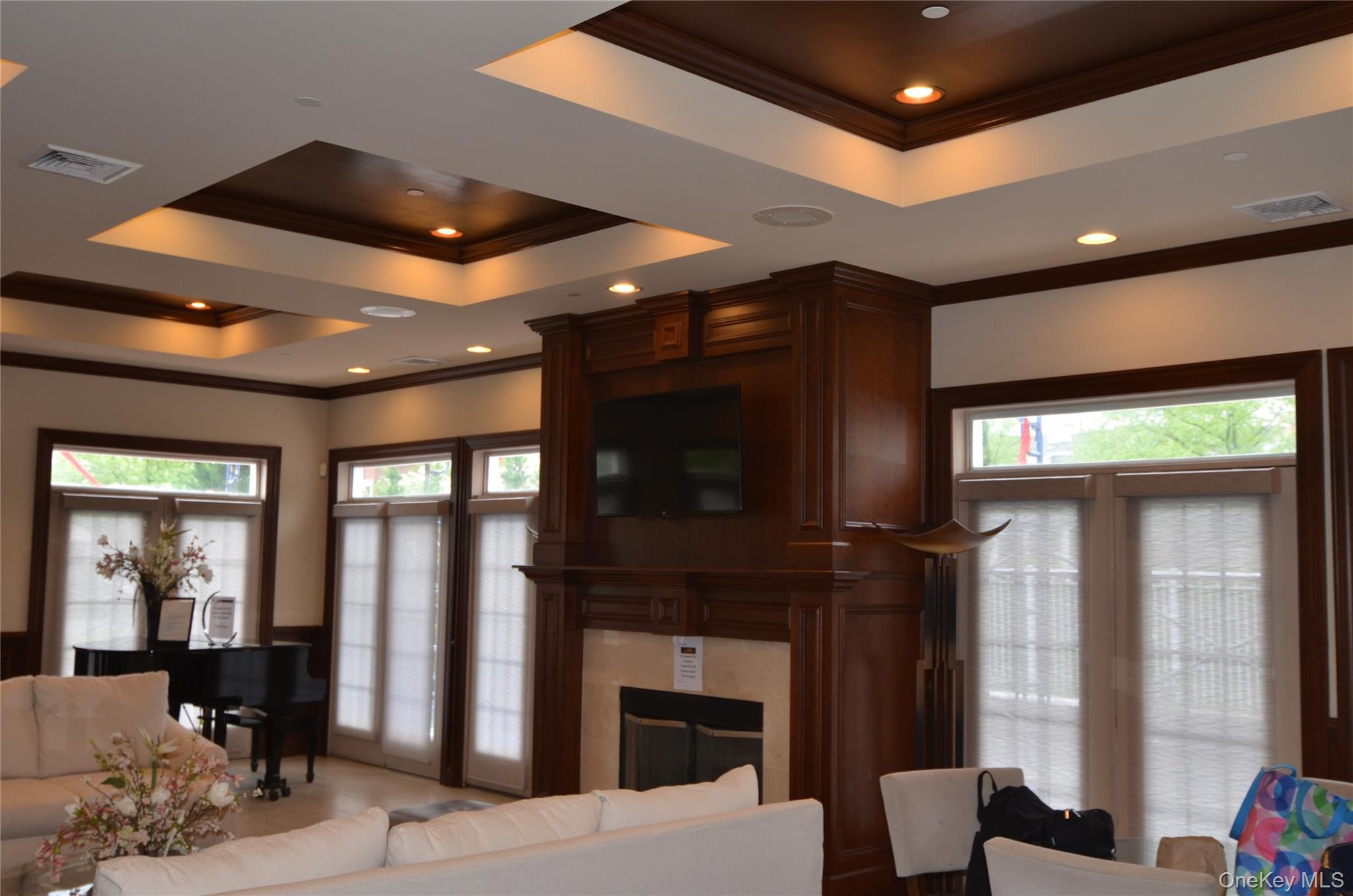 Haverstraw, New York, 10927, United States, 2 Bedrooms Bedrooms, ,2 BathroomsBathrooms,Residential,For Sale,1961426