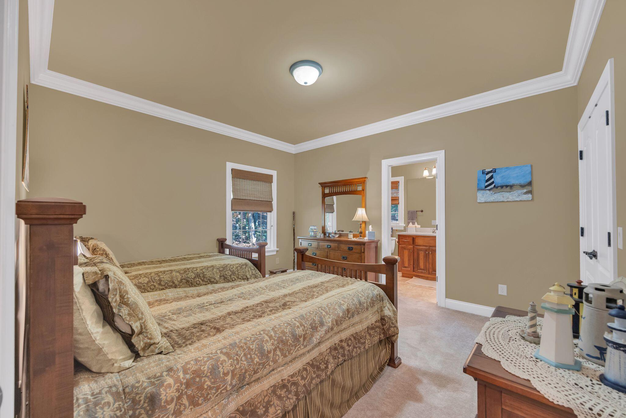 Rising Fawn, Georgia, 30738, United States, 3 Bedrooms Bedrooms, ,5 BathroomsBathrooms,Residential,For Sale,1982242