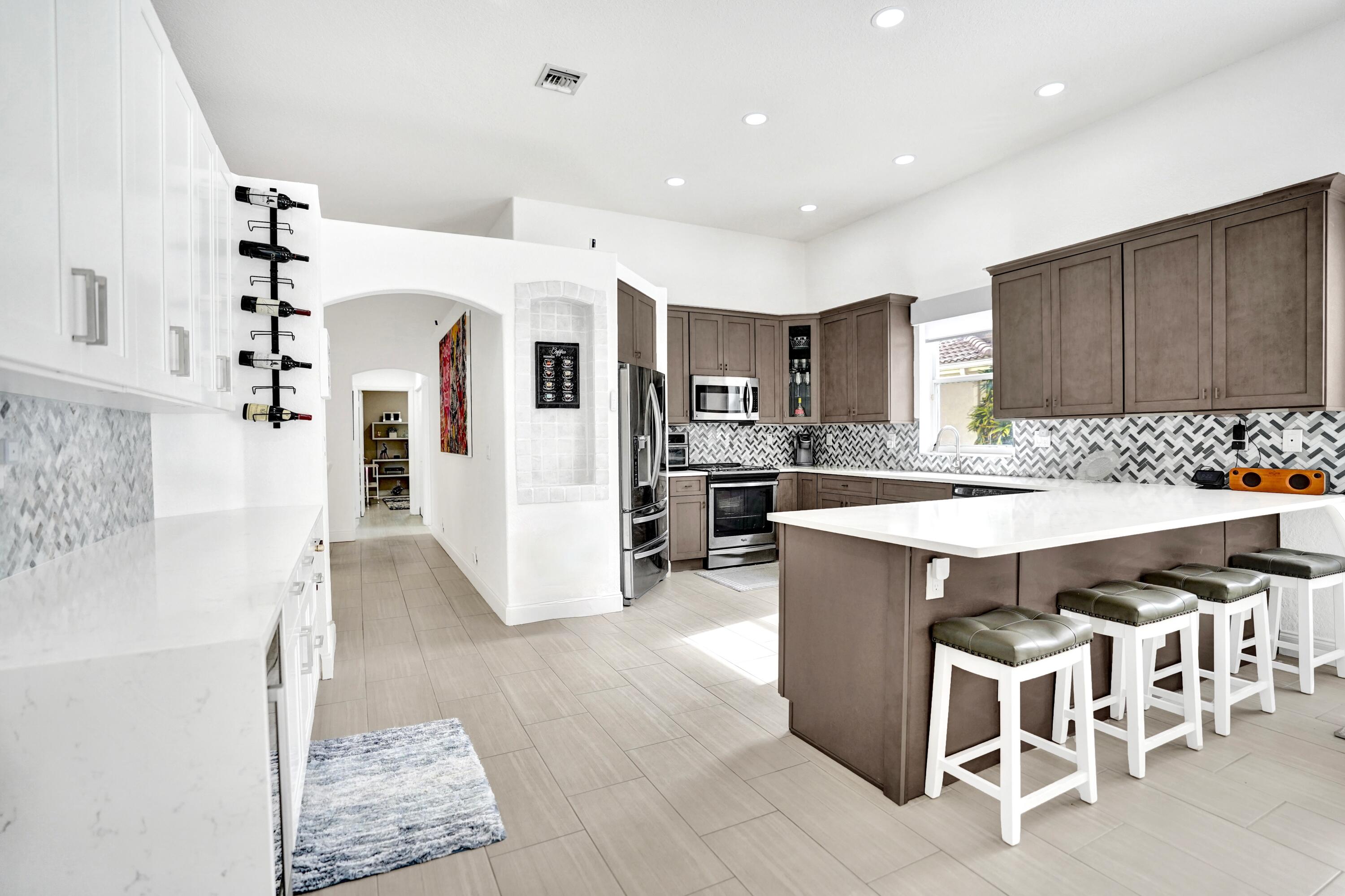 Lake Worth, Florida, 33463, United States, 3 Bedrooms Bedrooms, ,3 BathroomsBathrooms,Residential,For Sale,1905874