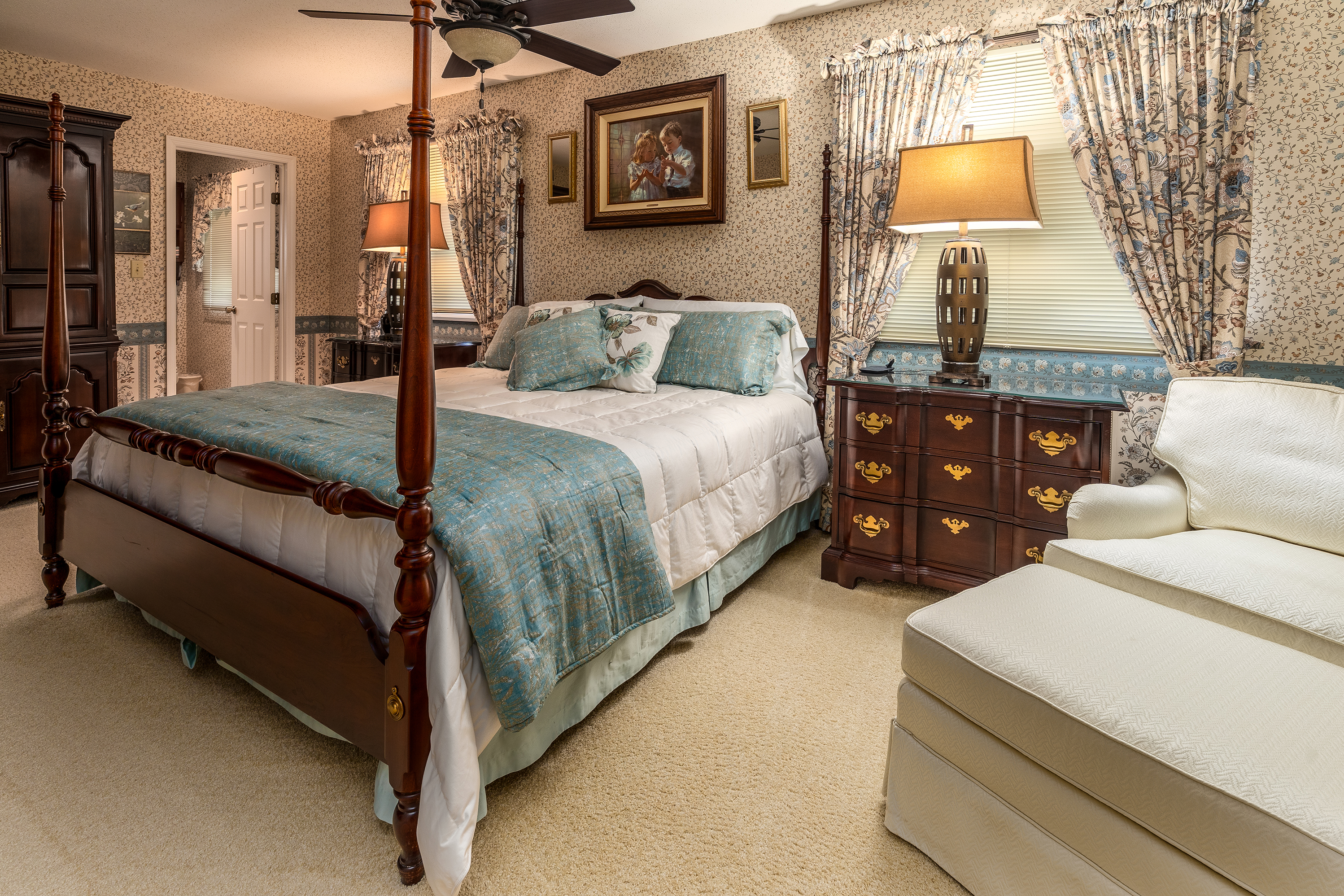 Marion, Illinois, 62959, United States, 7 Bedrooms Bedrooms, ,7 BathroomsBathrooms,Residential,For Sale,1979062