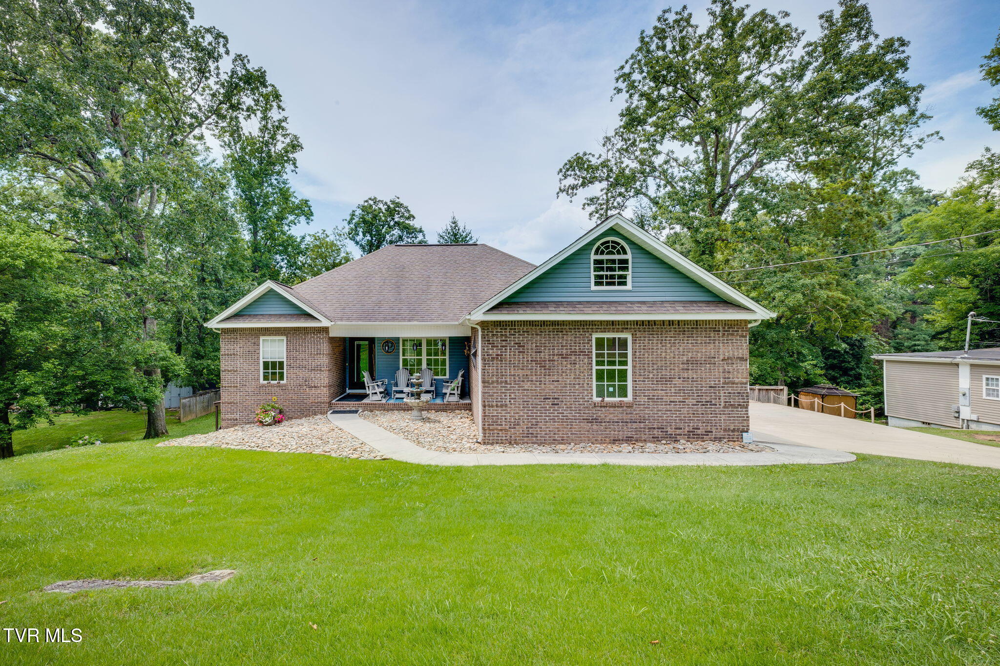 Kingsport, Tennessee, 37663, United States, 4 Bedrooms Bedrooms, ,3 BathroomsBathrooms,Residential,For Sale,1872965