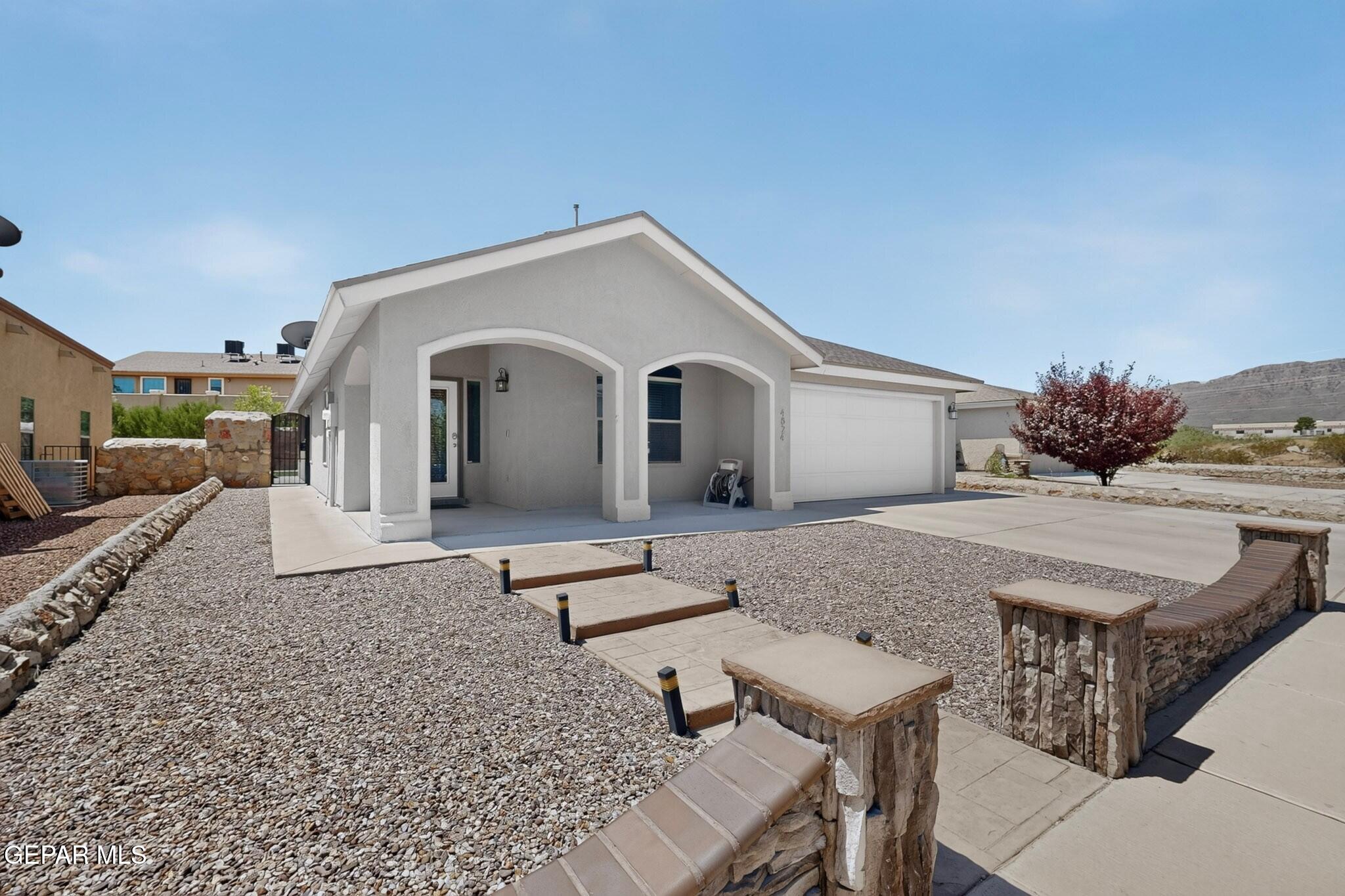 New Ranch Ct, El Paso, TX 79934