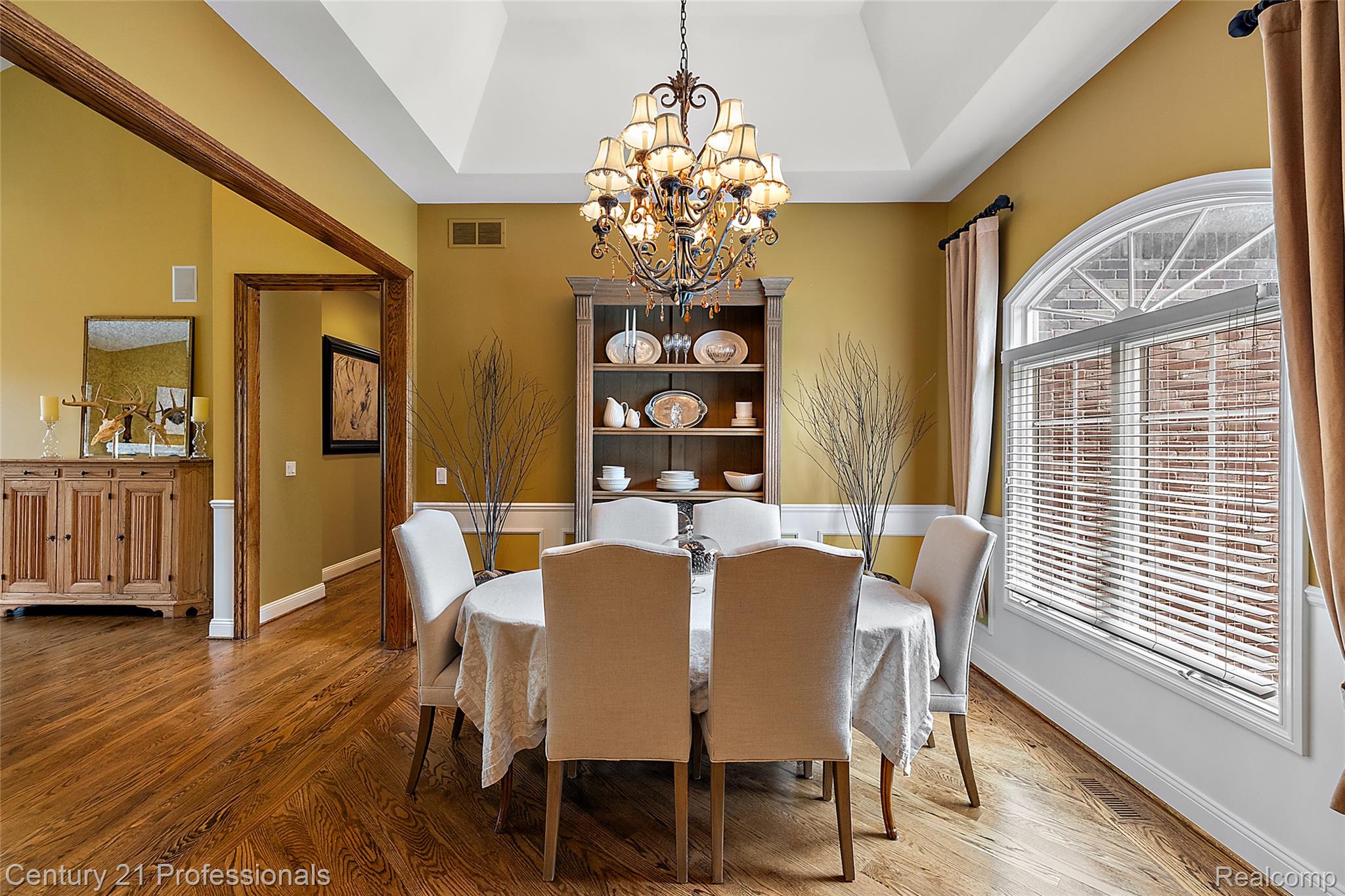 Oxford, Michigan, 48371, United States, 4 Bedrooms Bedrooms, ,4 BathroomsBathrooms,Residential,For Sale,1978317