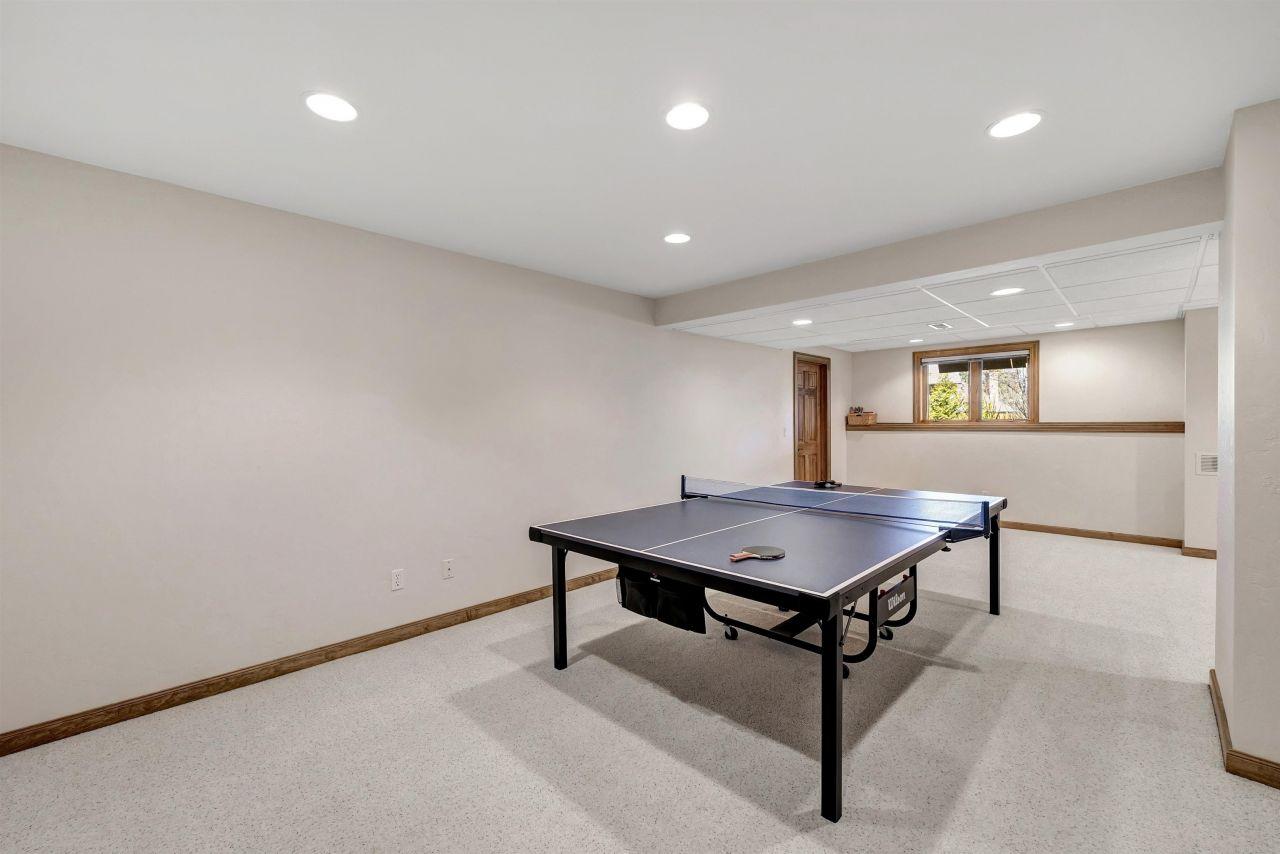 GREEN BAY, Wisconsin, 54313, United States, 4 Bedrooms Bedrooms, ,3 BathroomsBathrooms,Residential,For Sale,1818283