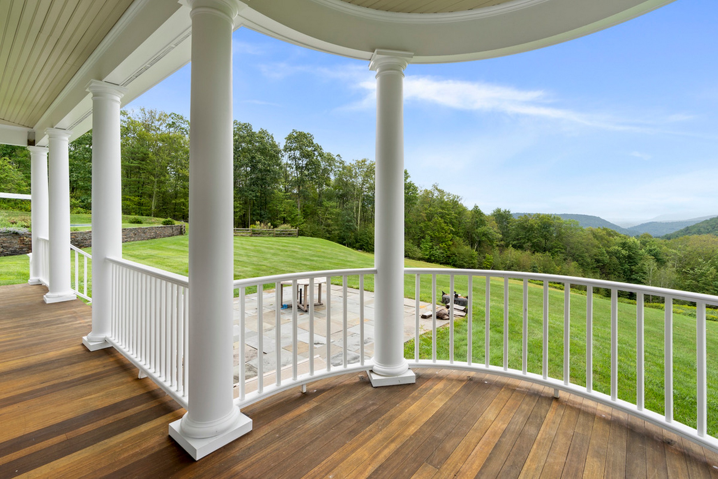  Classic Modern Farmhouse with Incredible Views - 物件實景