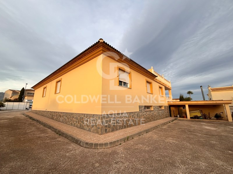 Calle Lisboa Alicante, la Nucia, El Tossal-Bello H, la Nucia, Comunidad Valenciana, 03530, ES, 7 Bedrooms Bedrooms, ,4 BathroomsBathrooms,Residential,For Sale,Calle Lisboa Alicante, la Nucia, El Tossal-Bello H,1682591