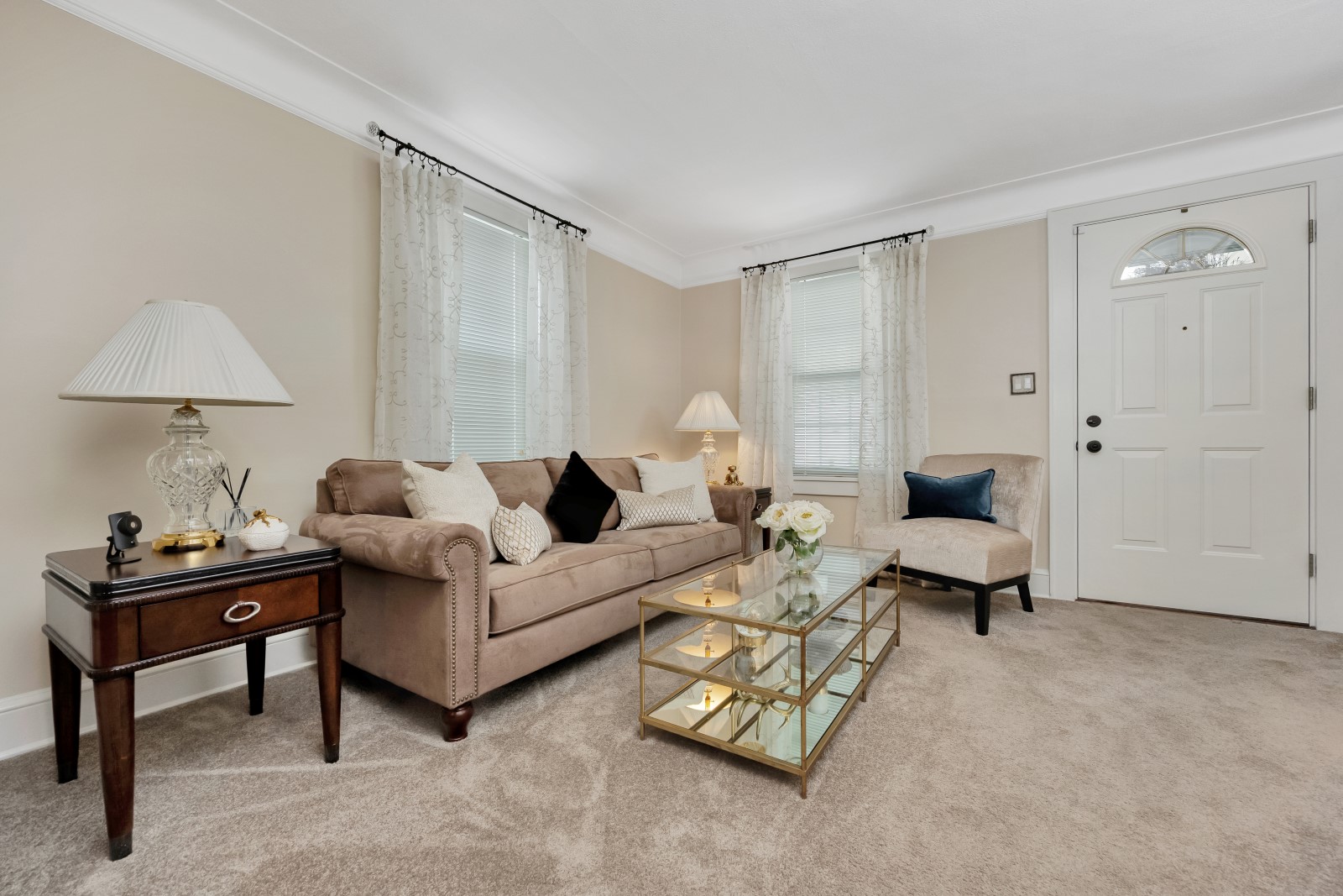 Queens Village, New York, 11428, United States, 2 Bedrooms Bedrooms, ,2 BathroomsBathrooms,Residential,For Sale,1987931