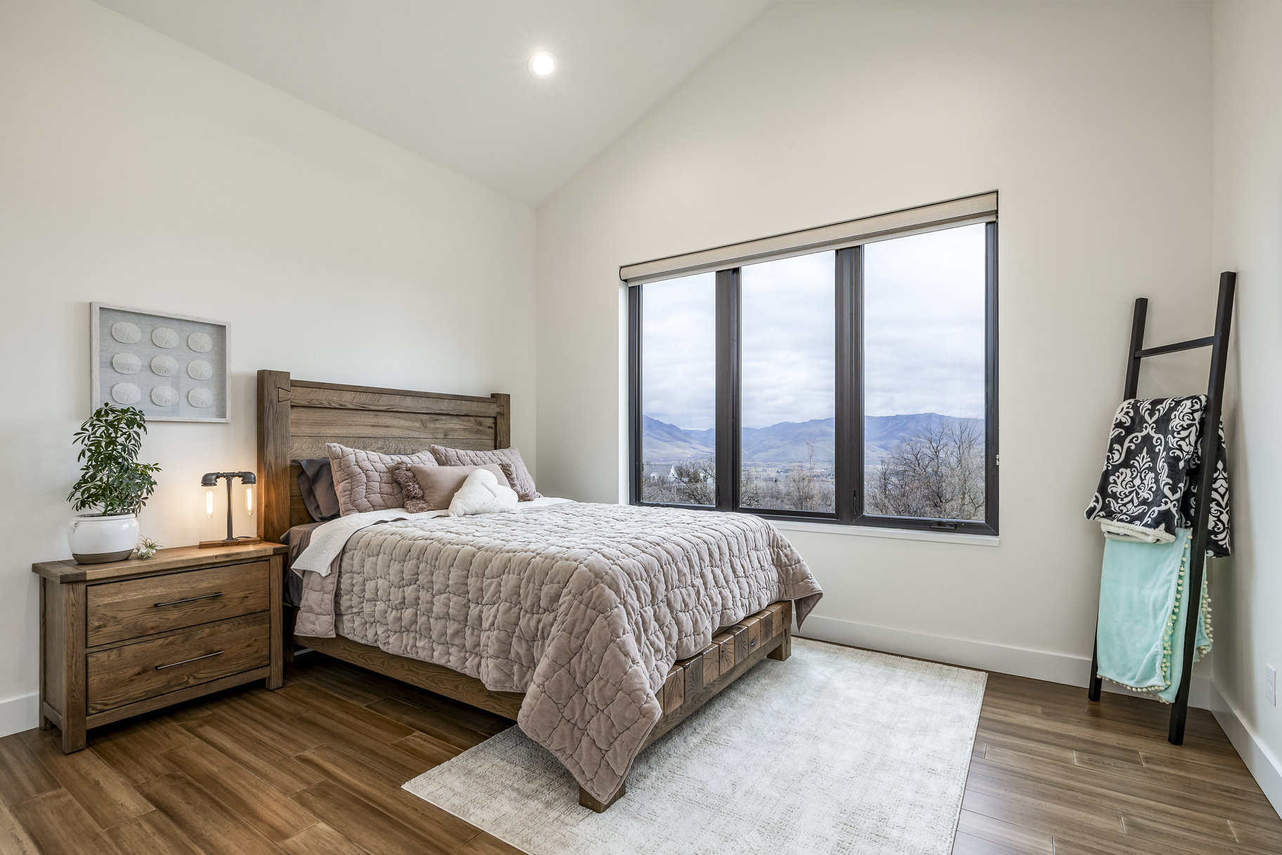  Welcome to a Private Mountain Luxury Retreat on Iconic Old Snowbasin Road - 物件實景