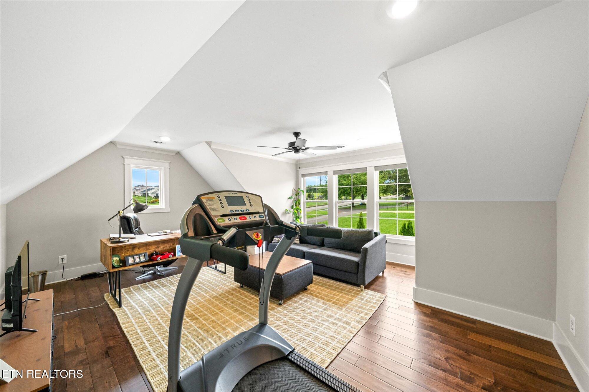 Knoxville, Tennessee, 37934, United States, 5 Bedrooms Bedrooms, ,4 BathroomsBathrooms,Residential,For Sale,1914277