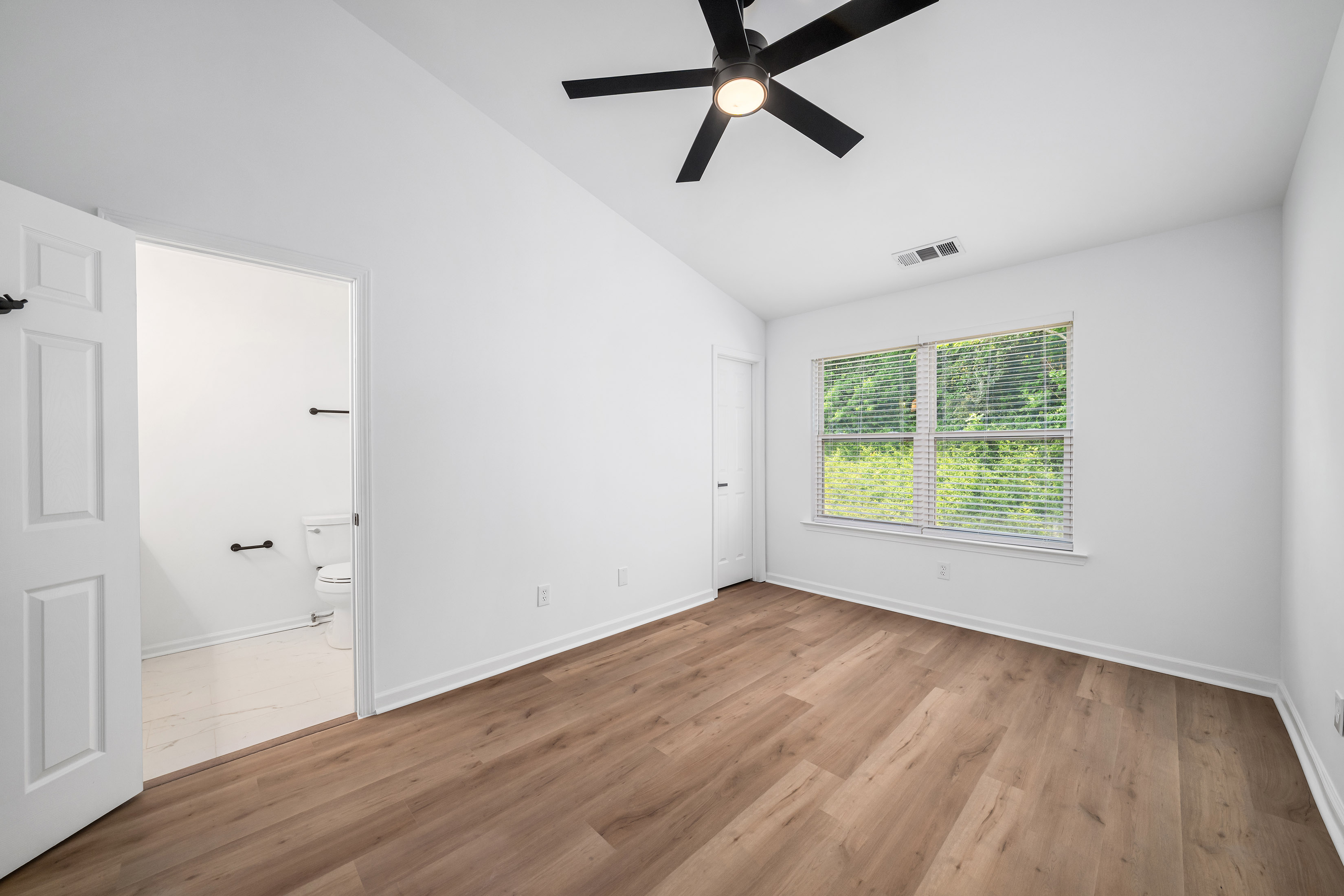  Renovated Townhome in Atlanta