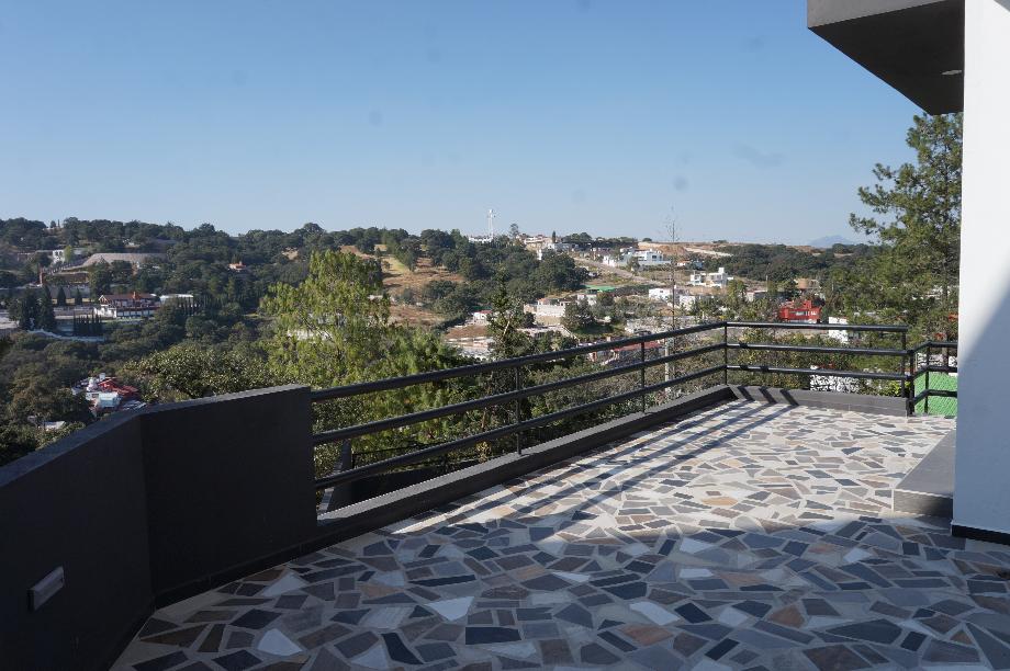 Atizapán de Zaragoza, Estado de méxico, 52938, Mexico, 4 Bedrooms Bedrooms, ,3 BathroomsBathrooms,Residential,For Sale,1985141