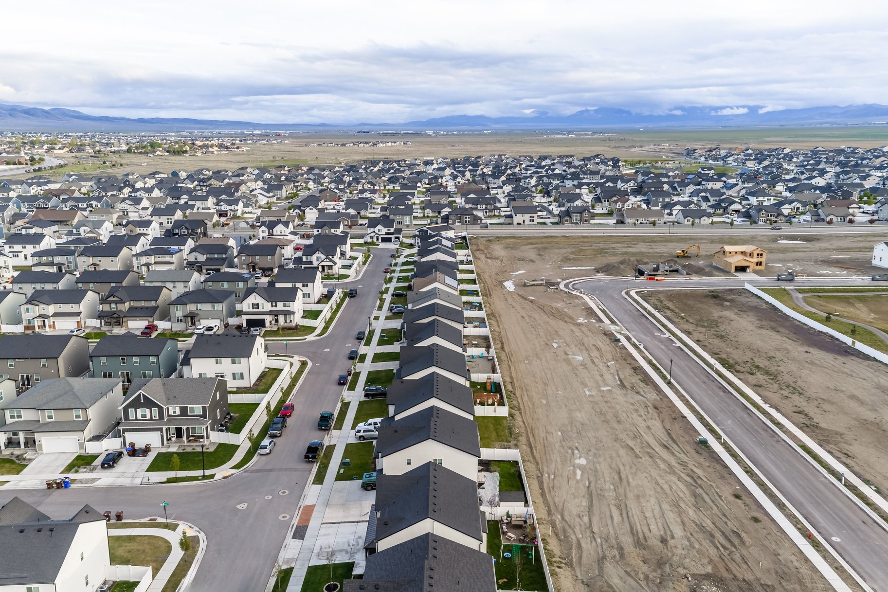  Better Than New Construction in Eagle Mountain, 2-Story with Finished Basement - 物件實景