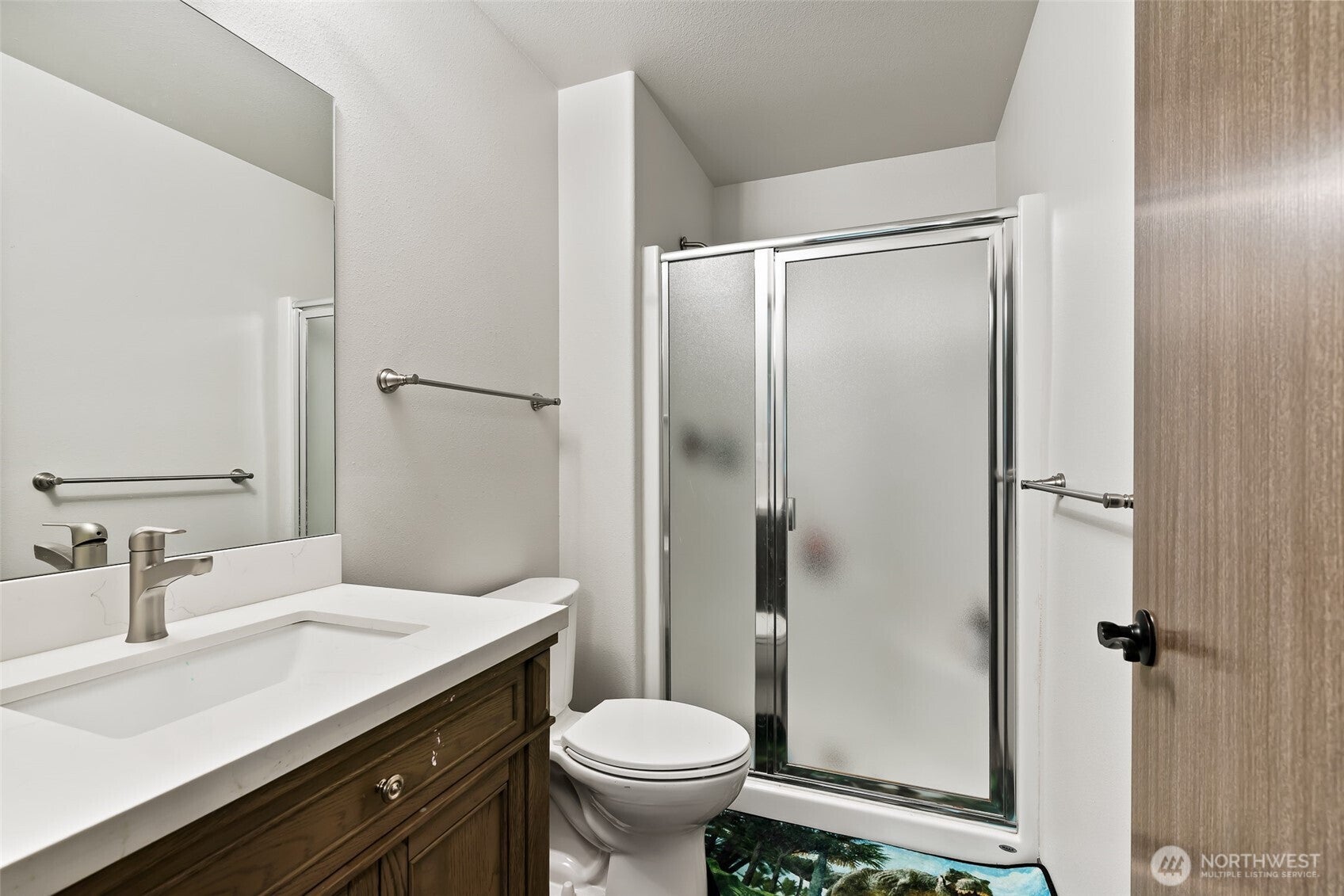 Ellensburg, Washington, 98926, United States, 6 Bedrooms Bedrooms, ,2 BathroomsBathrooms,Residential,For Sale,1992085