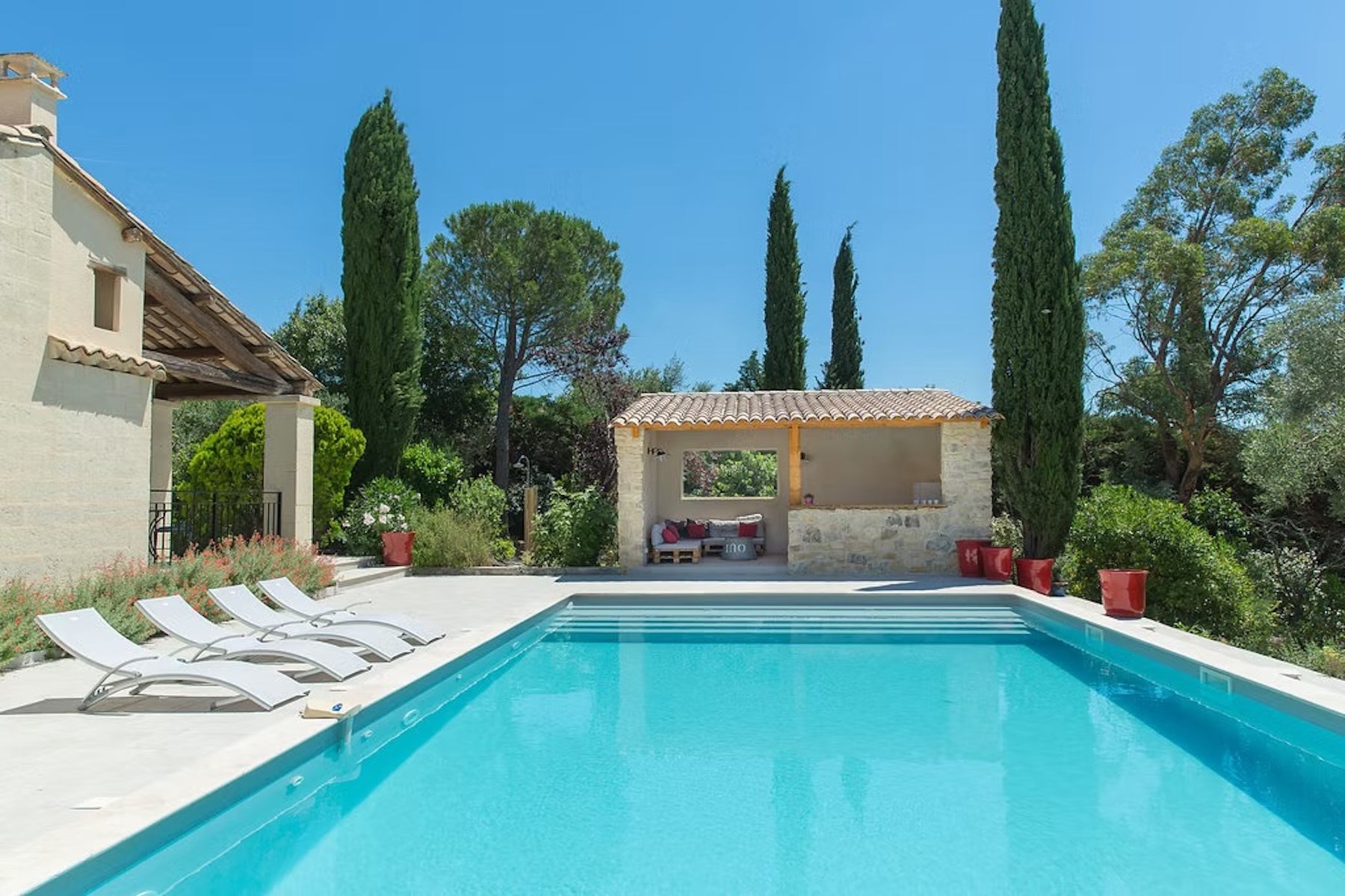  Character farmhouse near Uzès with swimming pool, landscaped garden and beautif… - 物件實景