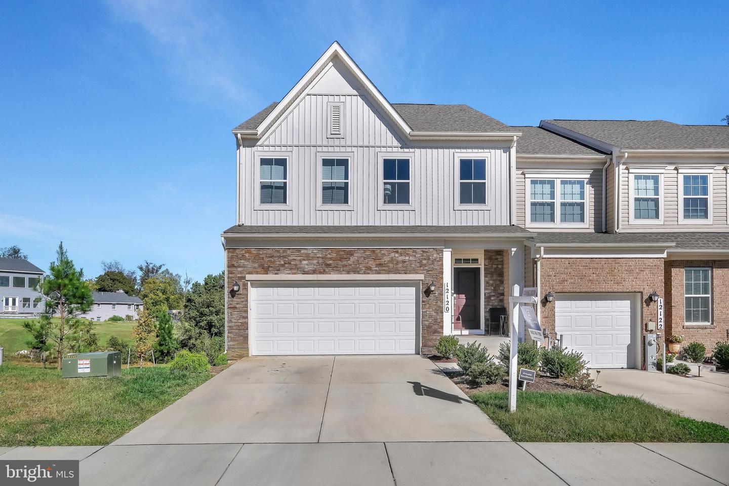 Bowie, Maryland, 20720, United States, 3 Bedrooms Bedrooms, ,4 BathroomsBathrooms,Residential,For Sale,1968655