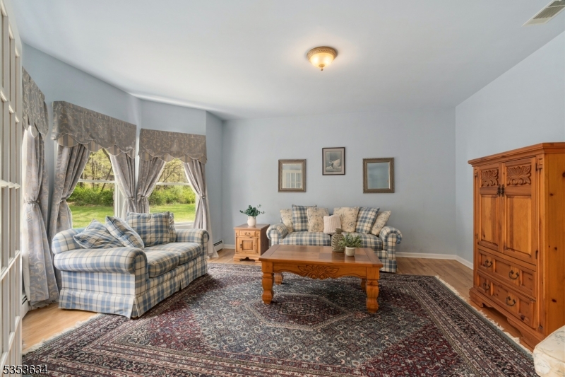 Andover Twp., New Jersey, 07821, United States, 4 Bedrooms Bedrooms, ,3 BathroomsBathrooms,Residential,For Sale,1793413