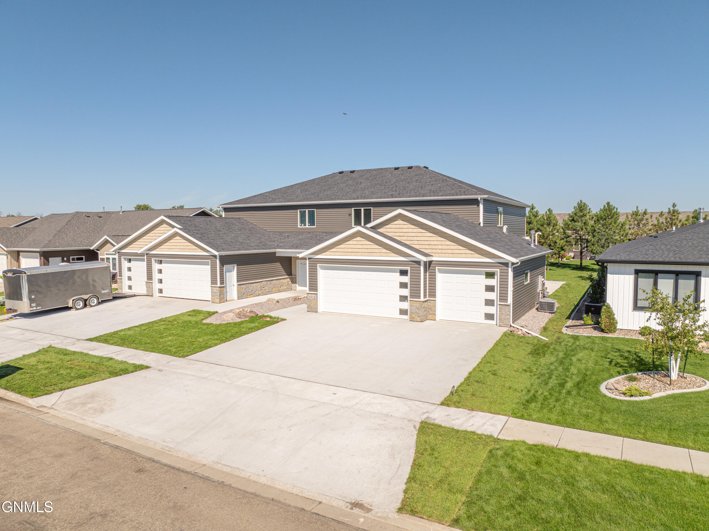 Bismarck, North Dakota, 58504, United States, 3 Bedrooms Bedrooms, ,3 BathroomsBathrooms,Residential,For Sale,1938012