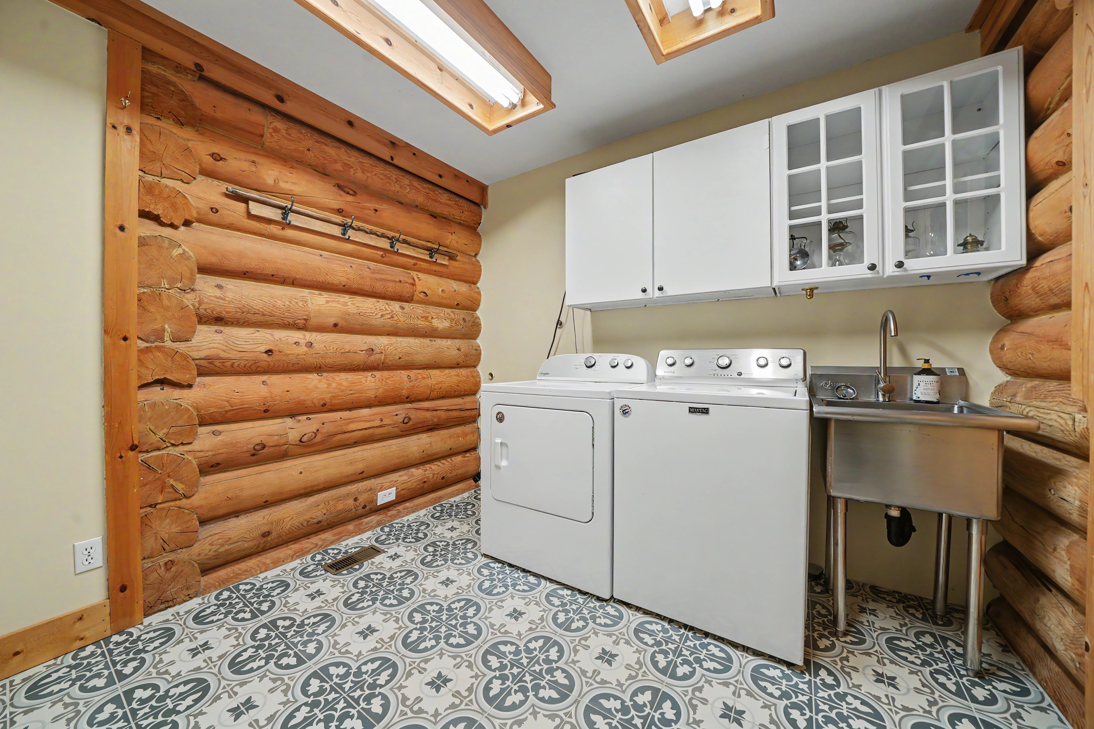  211 Fox Road, Glencoe, CA 95232 - 物件實景