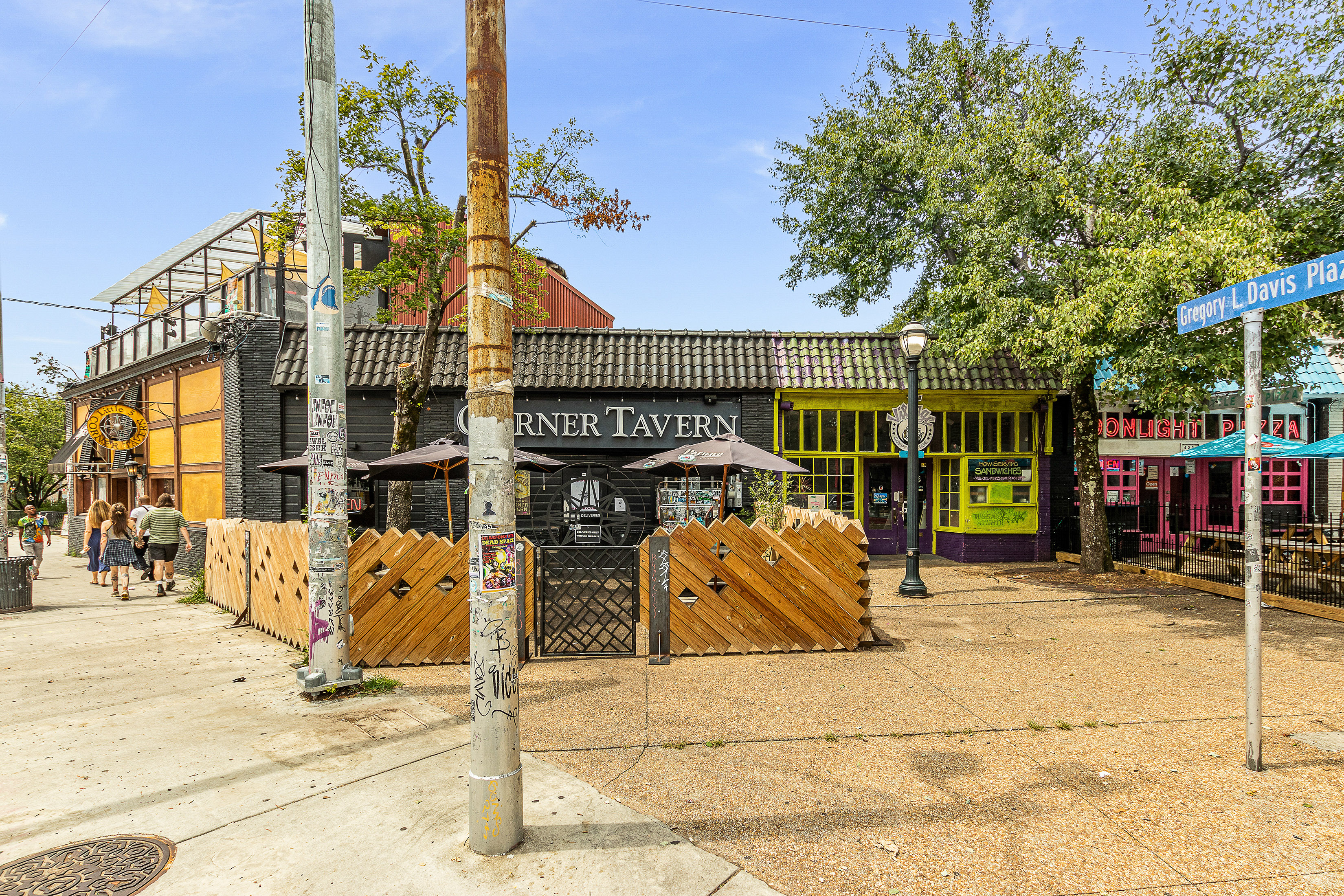  Rare Opportunity to Build Your Dream Home in Prime Candler Park - 物件實景