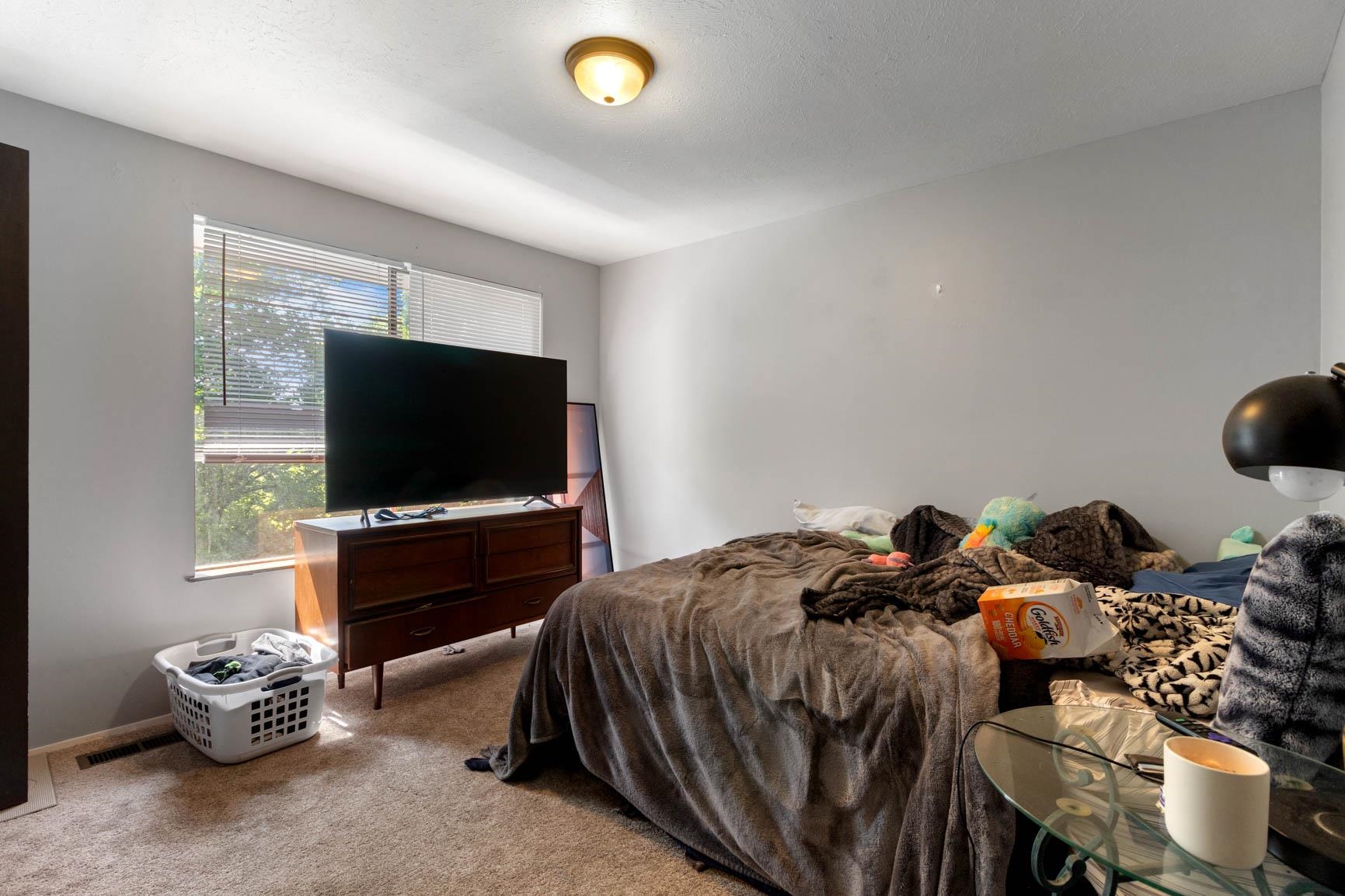 Spokane, Washington, 99218, United States, ,Residential,For Sale,1868872
