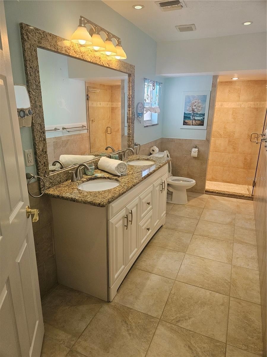 CAPE CORAL, Florida, 33914, United States, 4 Bedrooms Bedrooms, ,4 BathroomsBathrooms,Residential,For Sale,1910692