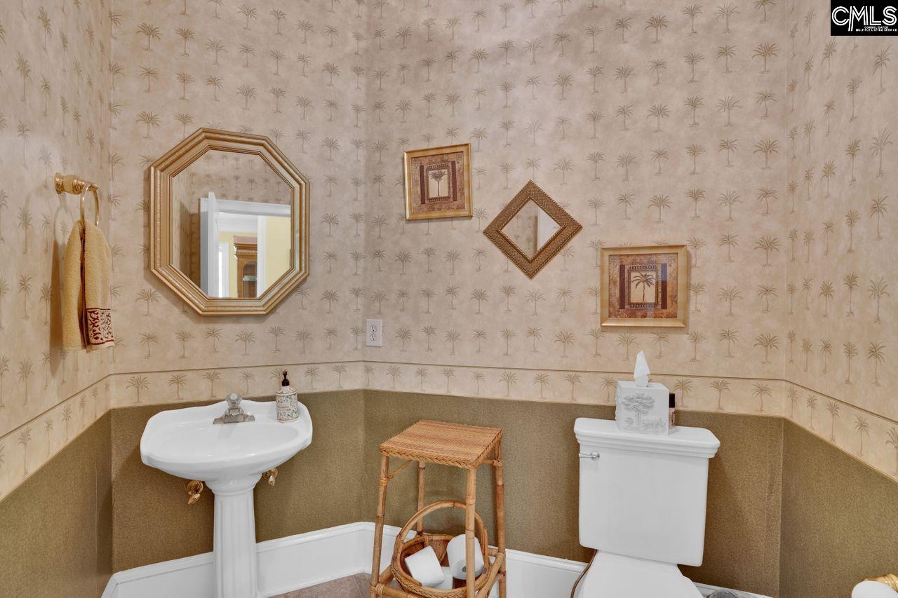 Lexington, South Carolina, 29072, United States, 4 Bedrooms Bedrooms, ,5 BathroomsBathrooms,Residential,For Sale,2003179