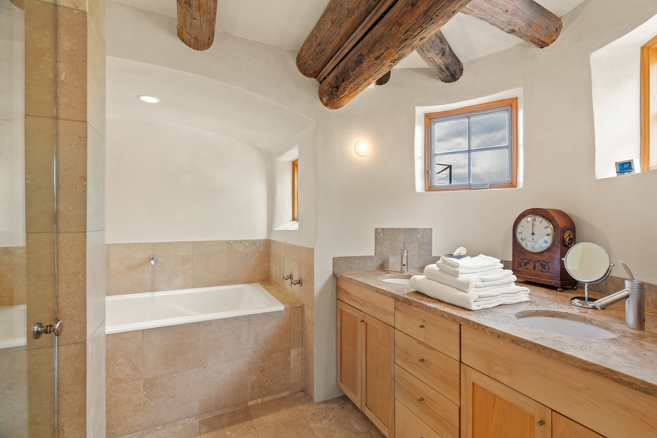  1684 Upper Canyon Rd - 物件實景