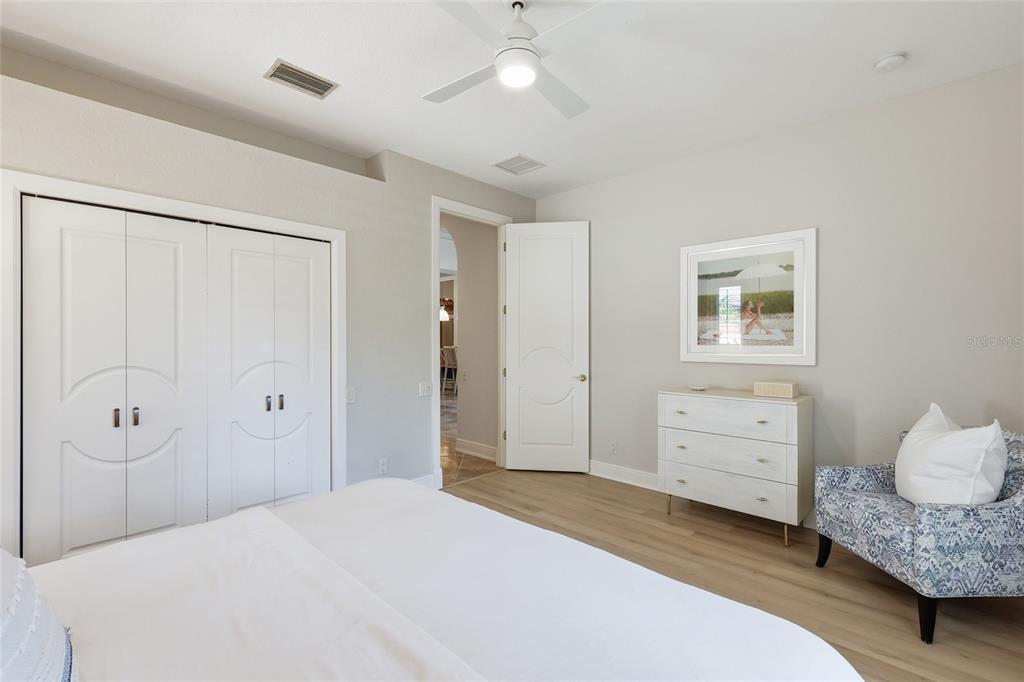 Sarasota, Florida, 34234, United States, 3 Bedrooms Bedrooms, ,3 BathroomsBathrooms,Residential,For Sale,1989538