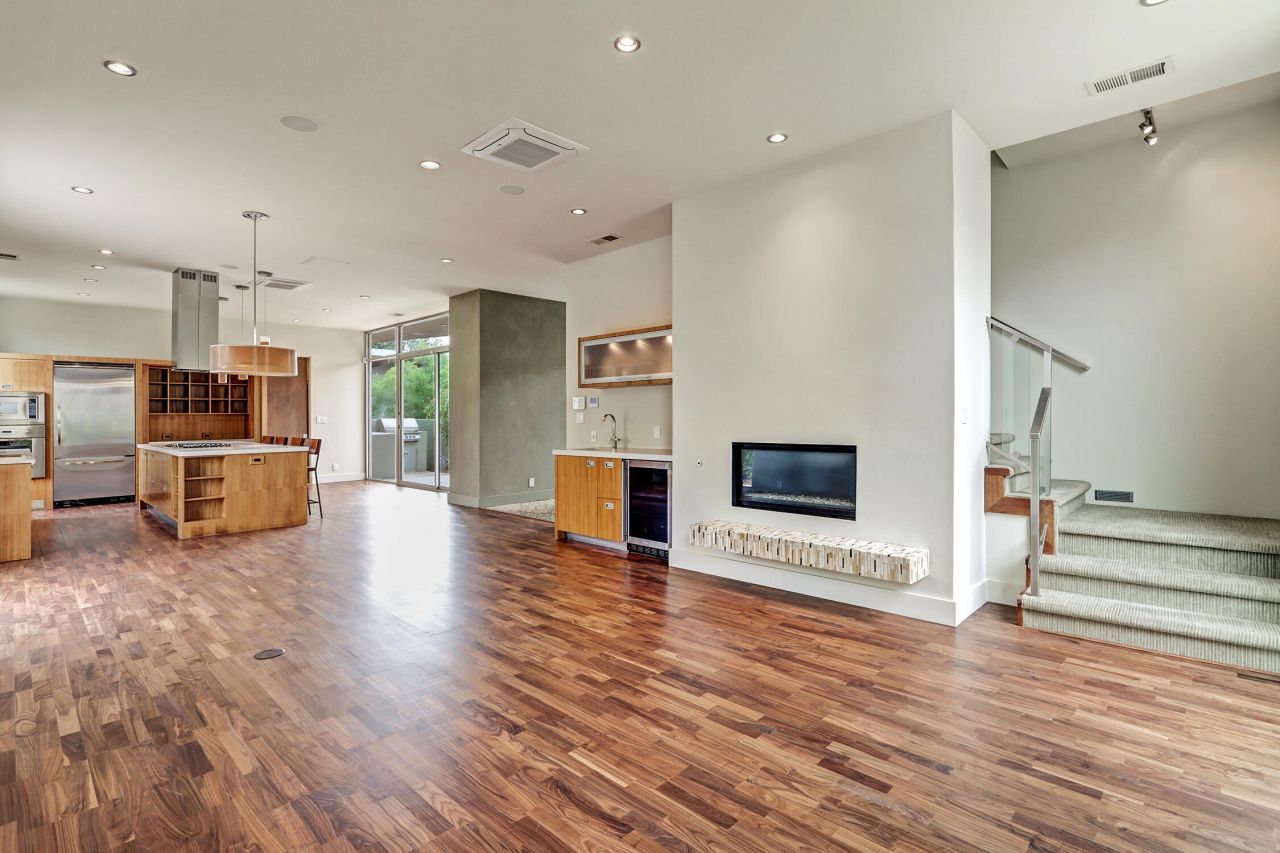 Albuquerque, New Mexico, 87104, United States, 4 Bedrooms Bedrooms, ,4 BathroomsBathrooms,Residential,For Sale,1940748
