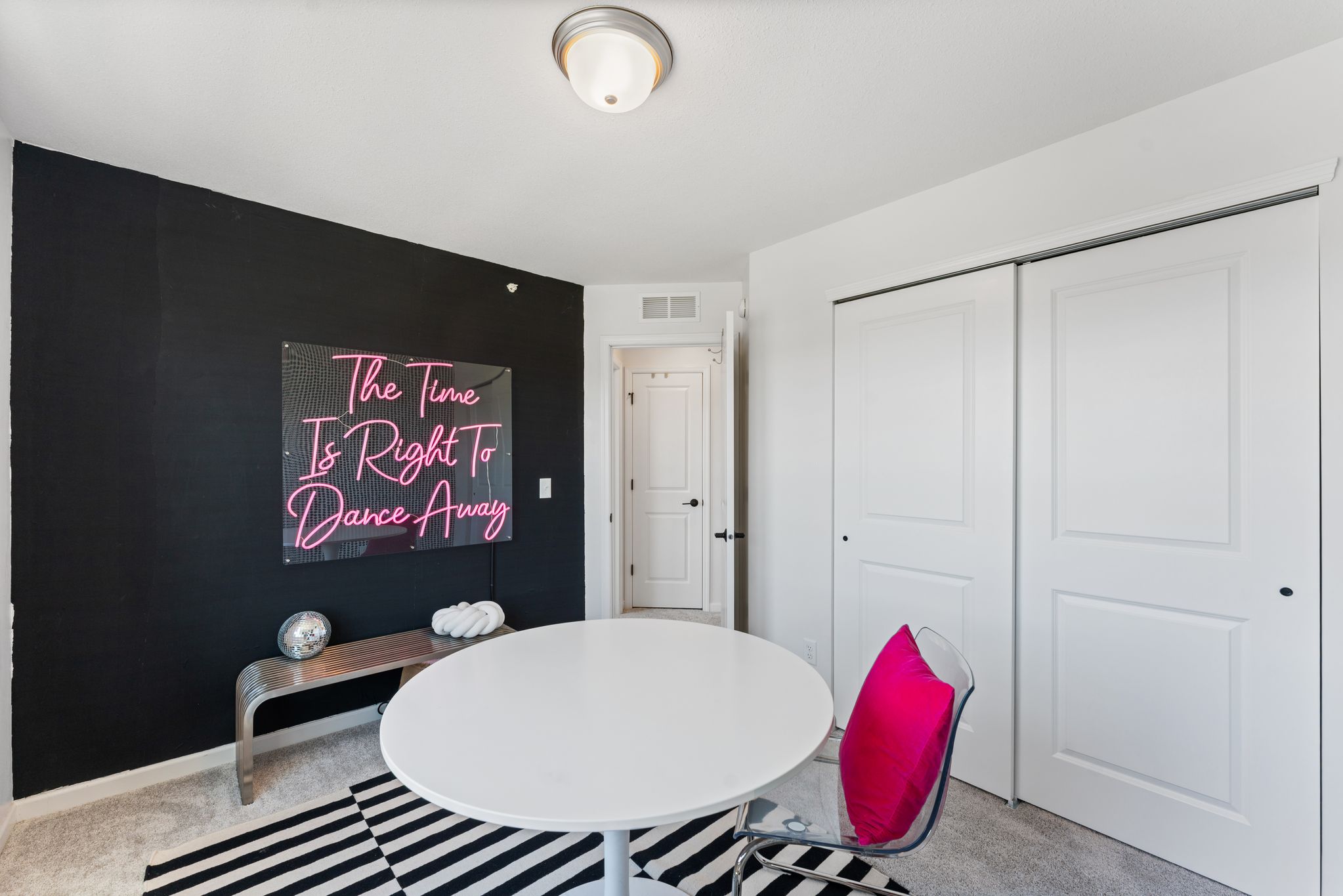  Urban Living at Its Finest: Expansive Highland Bridge Rowhome with River Views - 物件實景