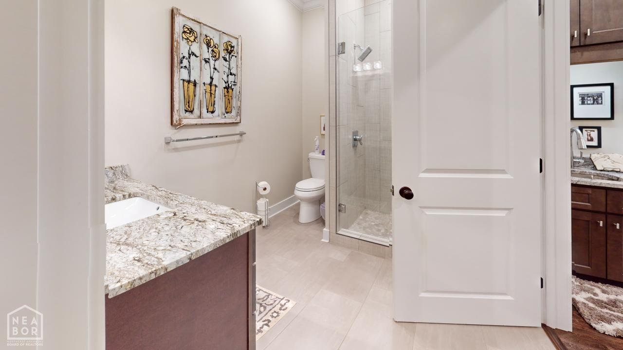 Jonesboro, Arkansas, 72405, United States, 5 Bedrooms Bedrooms, ,5 BathroomsBathrooms,Residential,For Sale,1983308