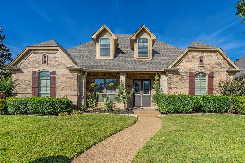Arlington, Texas, 76017, United States, 4 Bedrooms Bedrooms, ,5 BathroomsBathrooms,Residential,For Sale,1982426