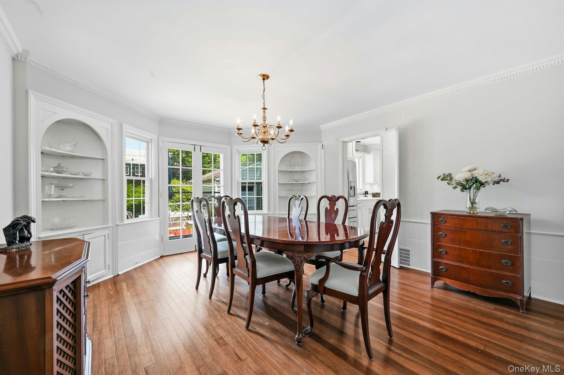  17 Monfort Road, Port Washington, NY, 11050 - 物件實景