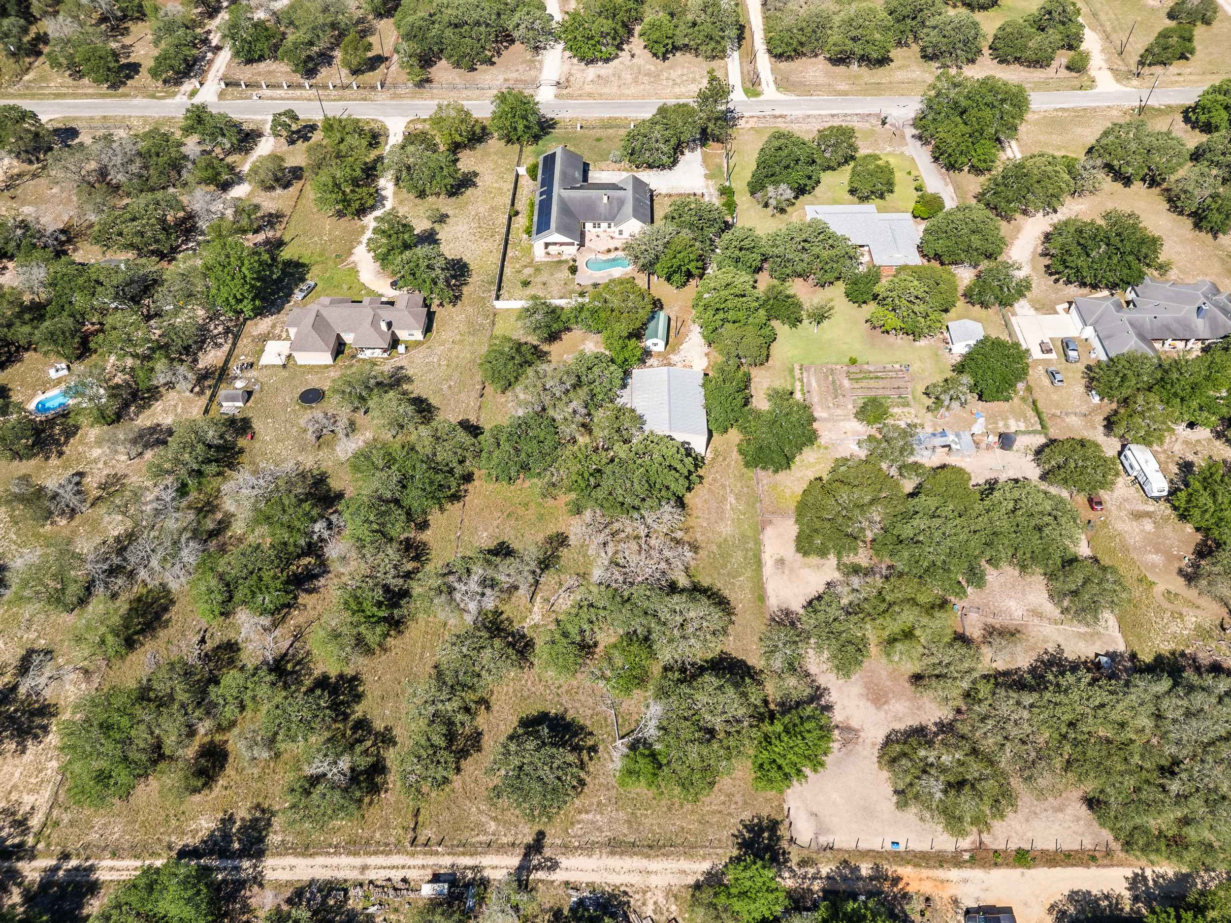 Adkins, Texas, 78101, United States, 4 Bedrooms Bedrooms, ,2 BathroomsBathrooms,Residential,For Sale,1979790