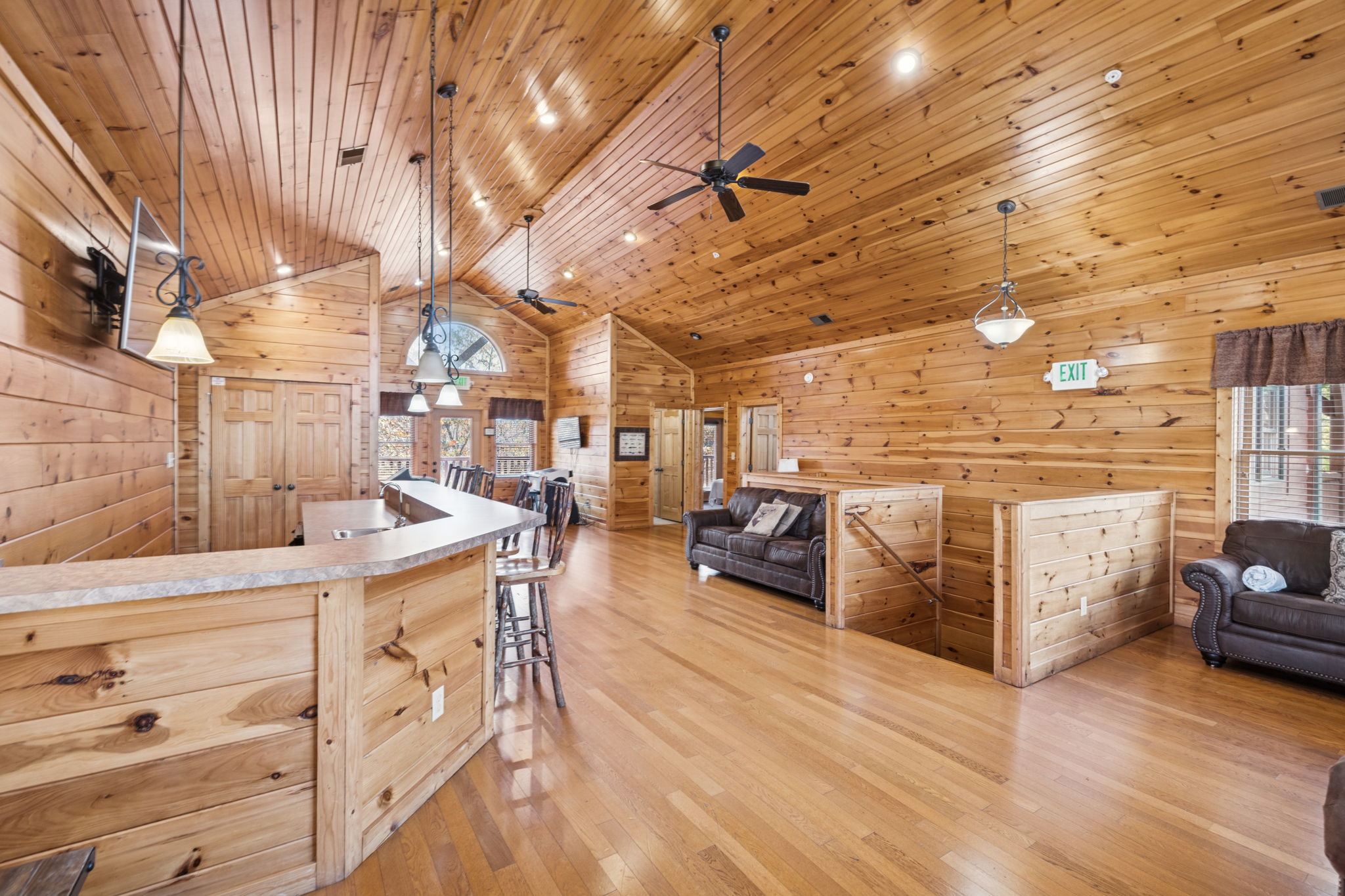 Gatlinburg, Tennessee, 37738, United States, 9 Bedrooms Bedrooms, ,9 BathroomsBathrooms,Residential,For Sale,1996380