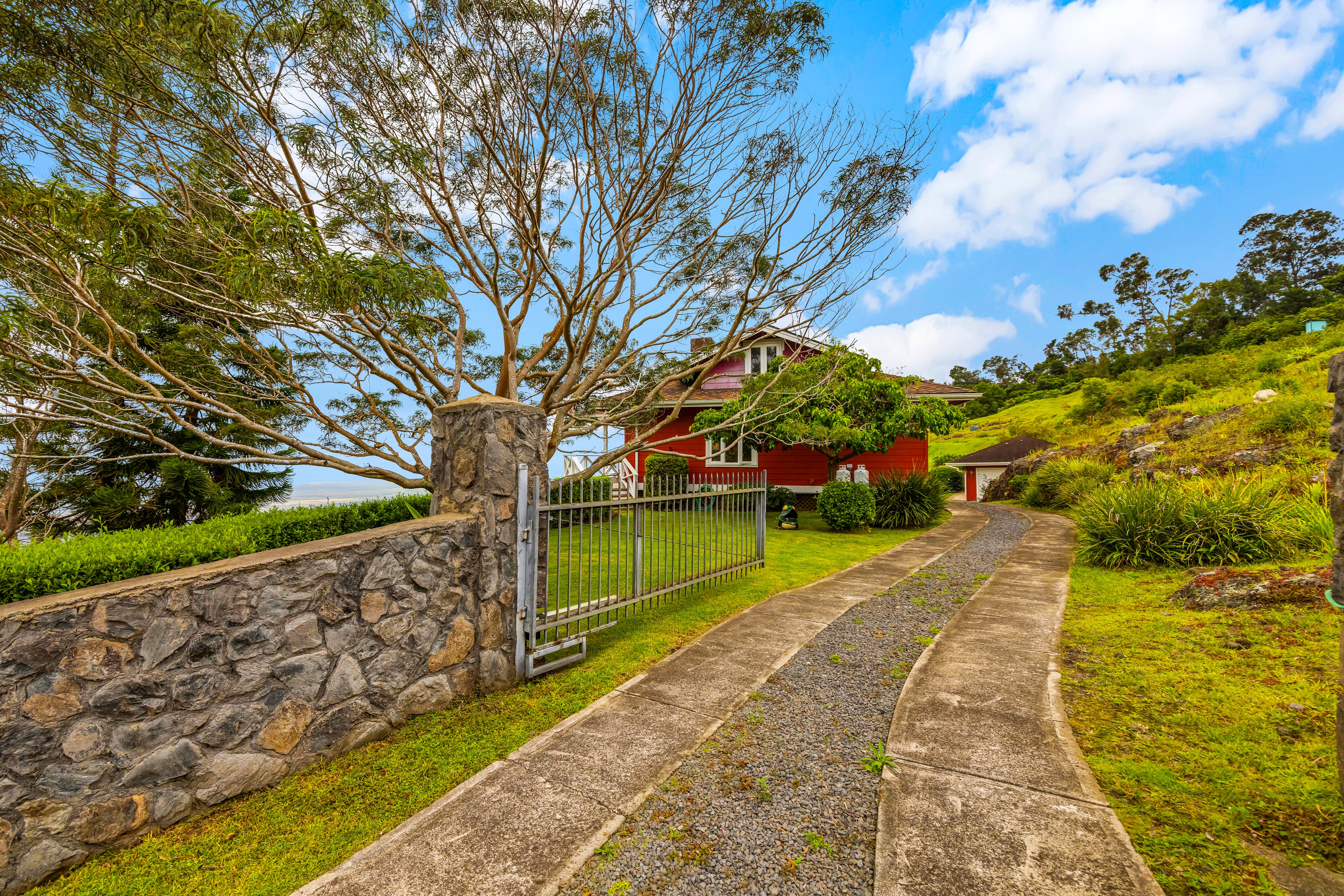  Breathtaking Multi-Island Views & Serence Upcountry Living on 2+ Acres - 物件實景