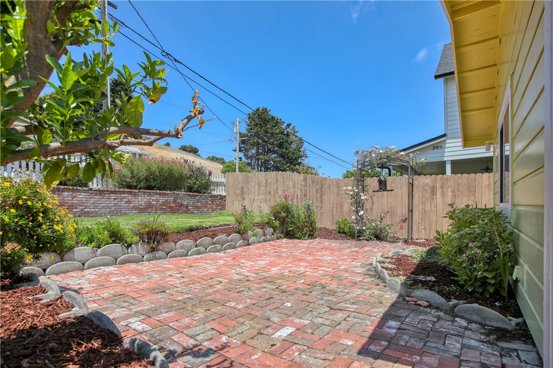 Arroyo Grande, California, 93420, United States, 3 Bedrooms Bedrooms, ,2 BathroomsBathrooms,Residential,For Sale,1860369