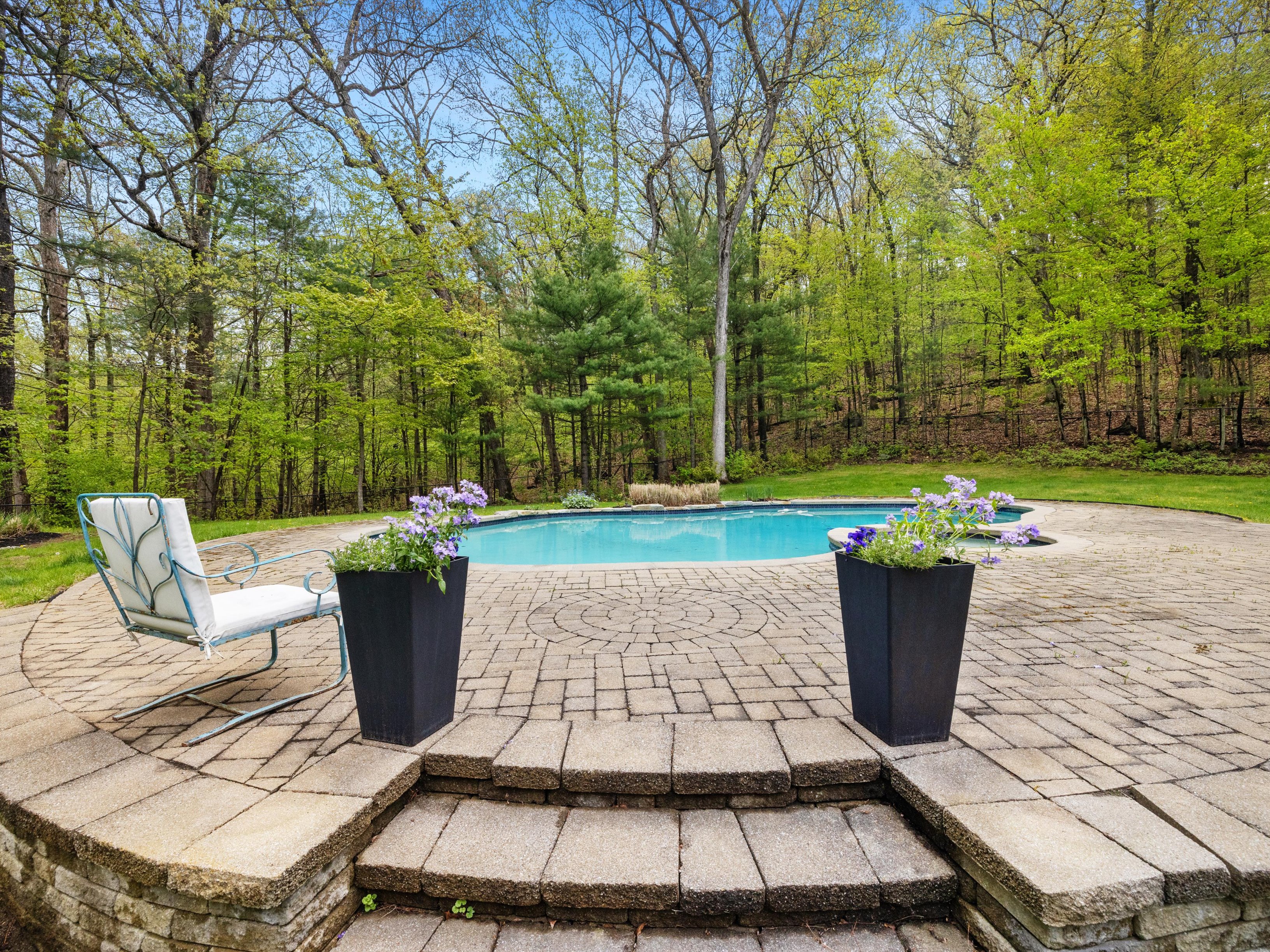  Stunning Fay Acres Colonial on almost 8 acres of land - 物件實景