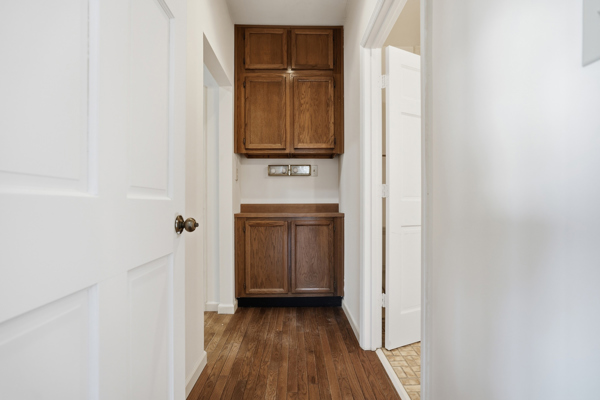 Middlesboro, Kentucky, 40965, United States, 3 Bedrooms Bedrooms, ,2 BathroomsBathrooms,Residential,For Sale,2012565