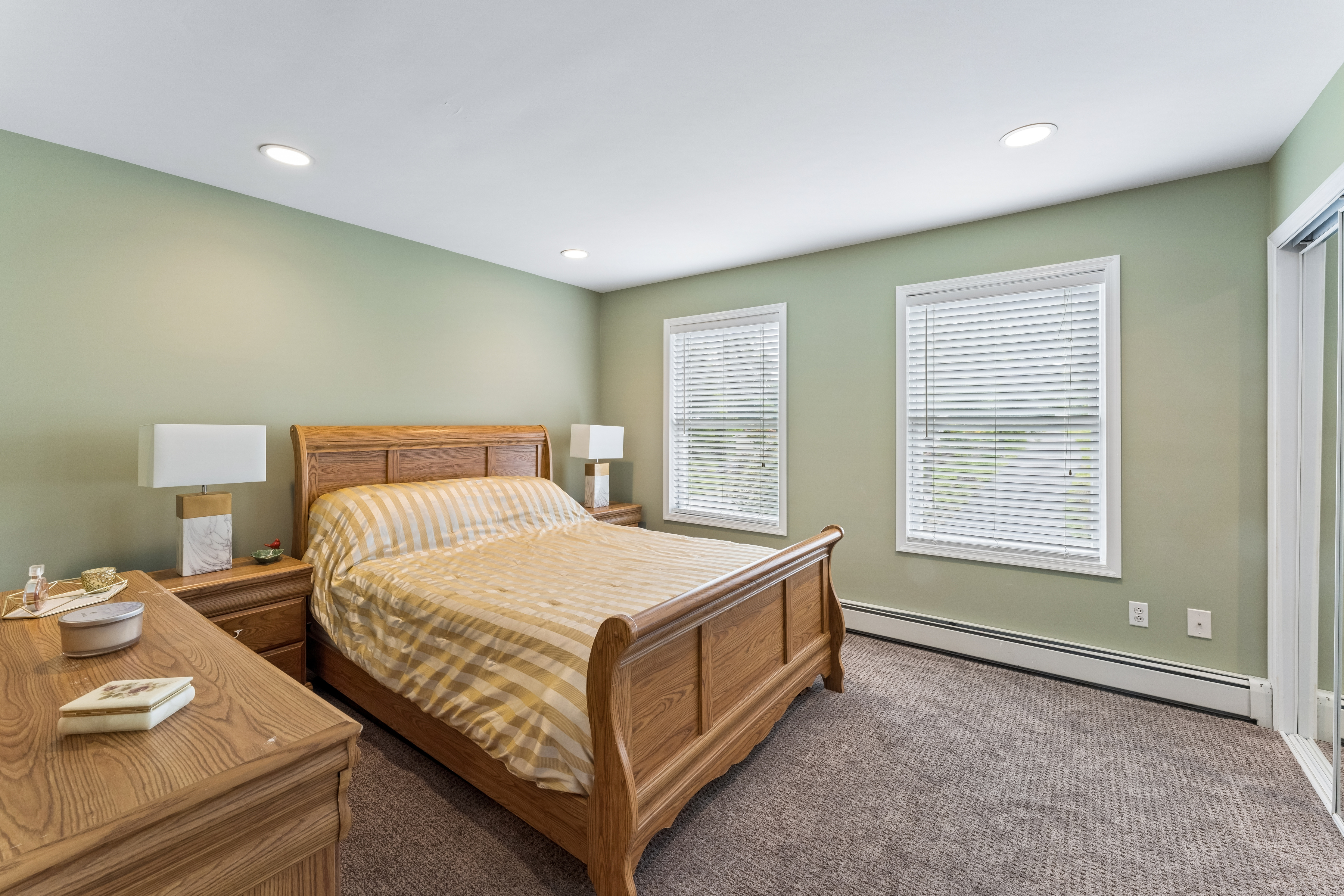 Towaco, New Jersey, 07082, United States, 4 Bedrooms Bedrooms, ,3 BathroomsBathrooms,Residential,For Sale,2048058