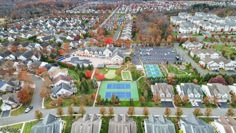 Franklin Twp., New Jersey, 08873, United States, 2 Bedrooms Bedrooms, ,3 BathroomsBathrooms,Residential,For Sale,1992917