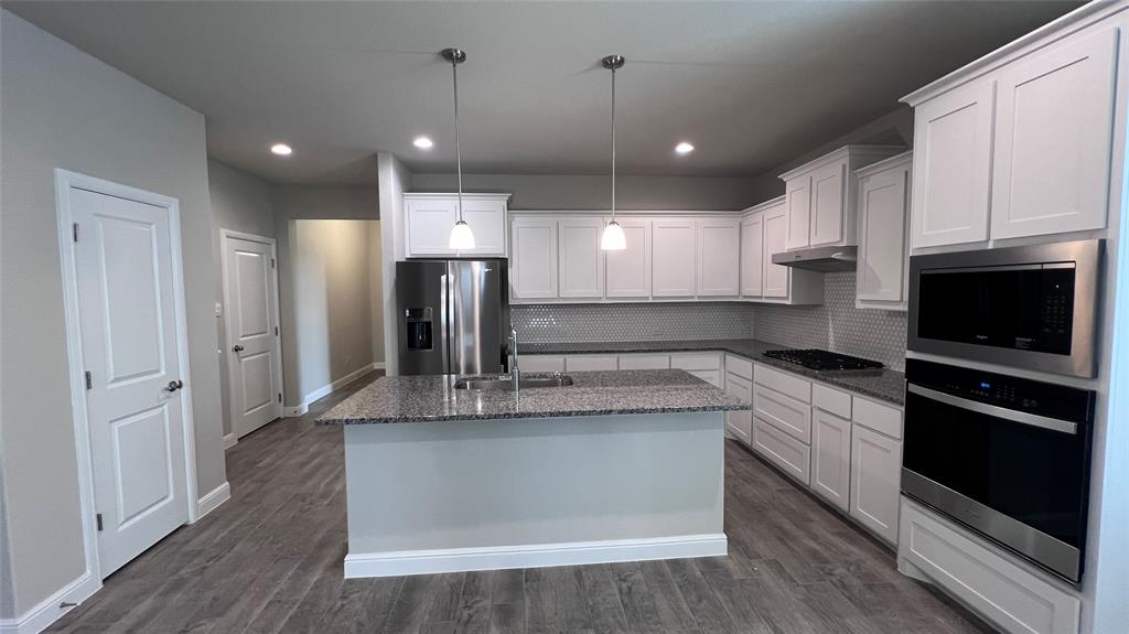 Northlake, Texas, 76247, United States, 5 Bedrooms Bedrooms, ,4 BathroomsBathrooms,Residential,For Sale,1942927