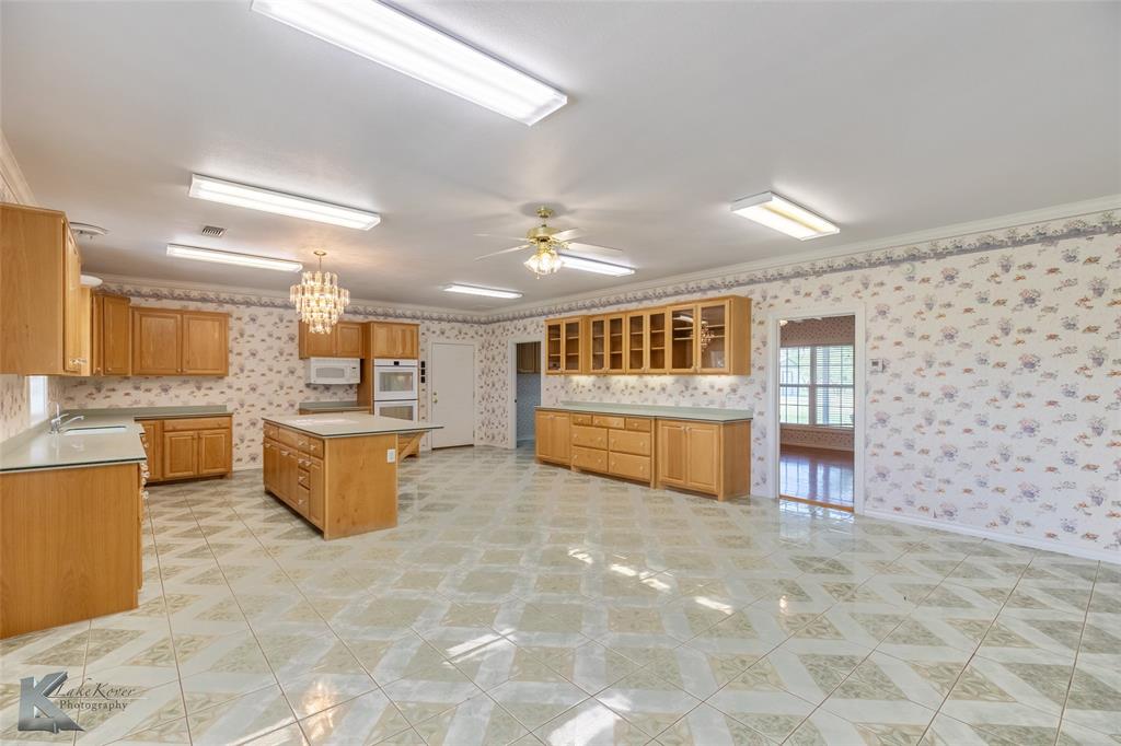 Abilene, Texas, 79602, United States, 3 Bedrooms Bedrooms, ,2 BathroomsBathrooms,Residential,For Sale,1848196