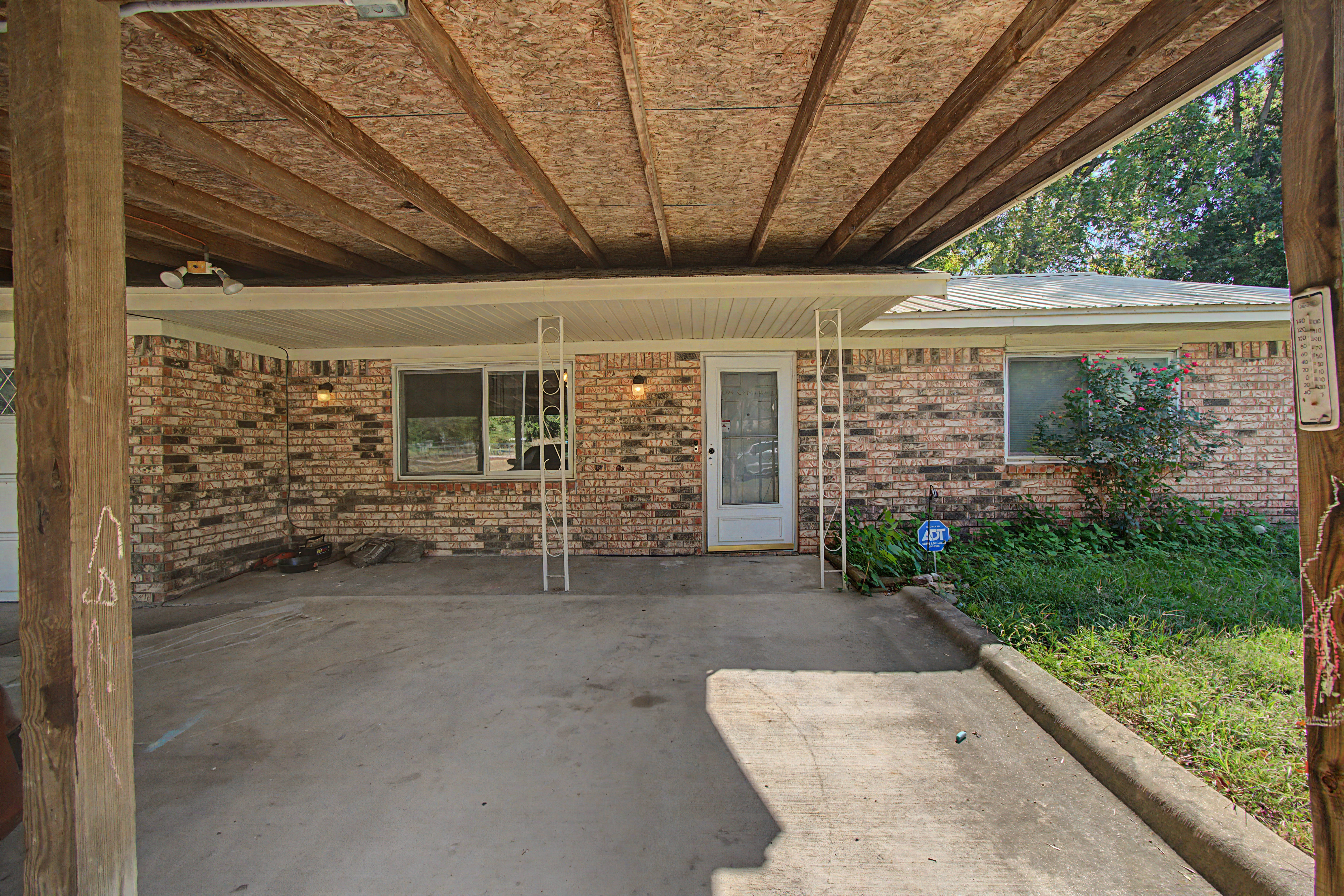 Frankfort Ave, Muskogee, OK 74403 #1