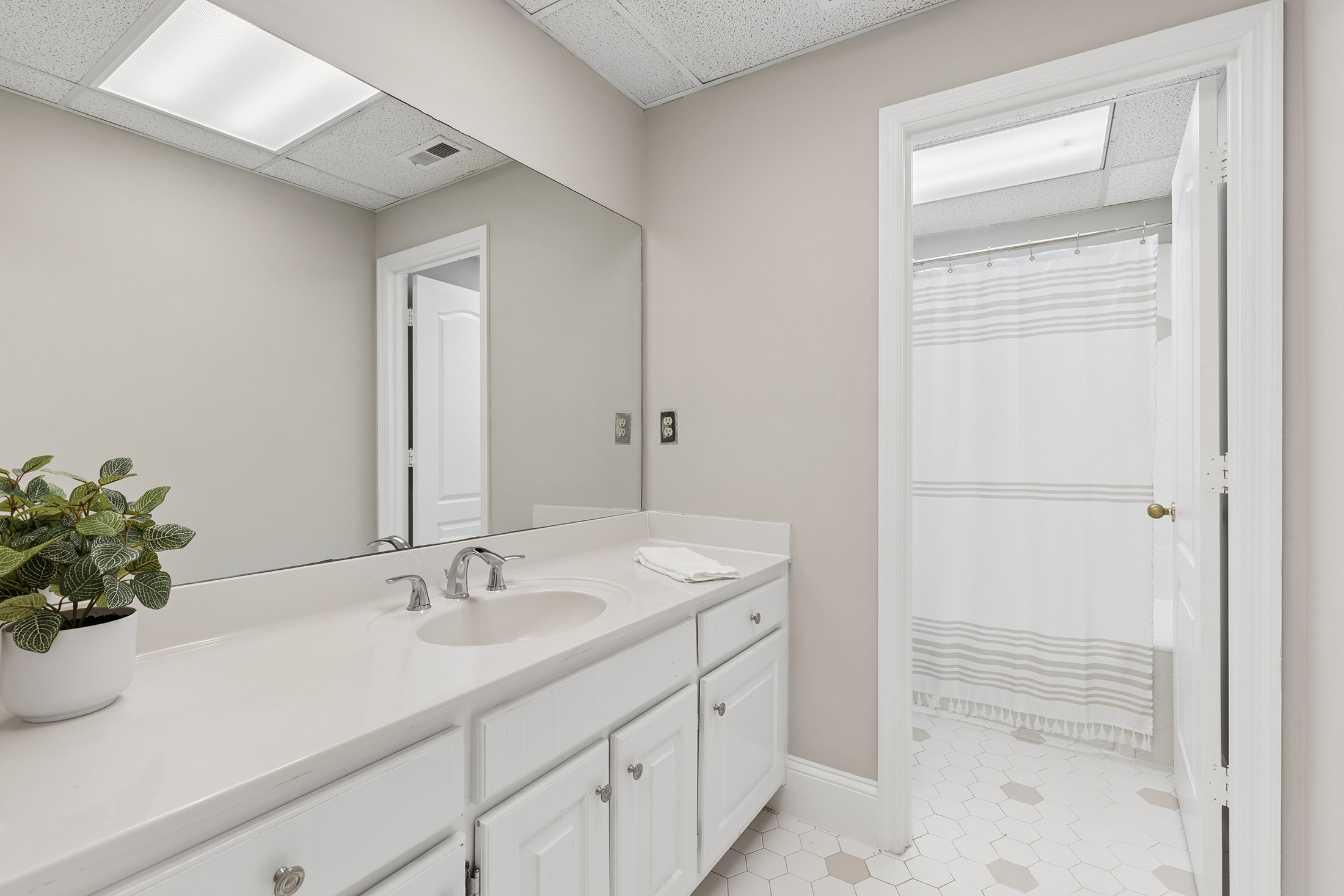  Beautifully Renovated French Provincial Home in Peachtree Corners - 物件實景