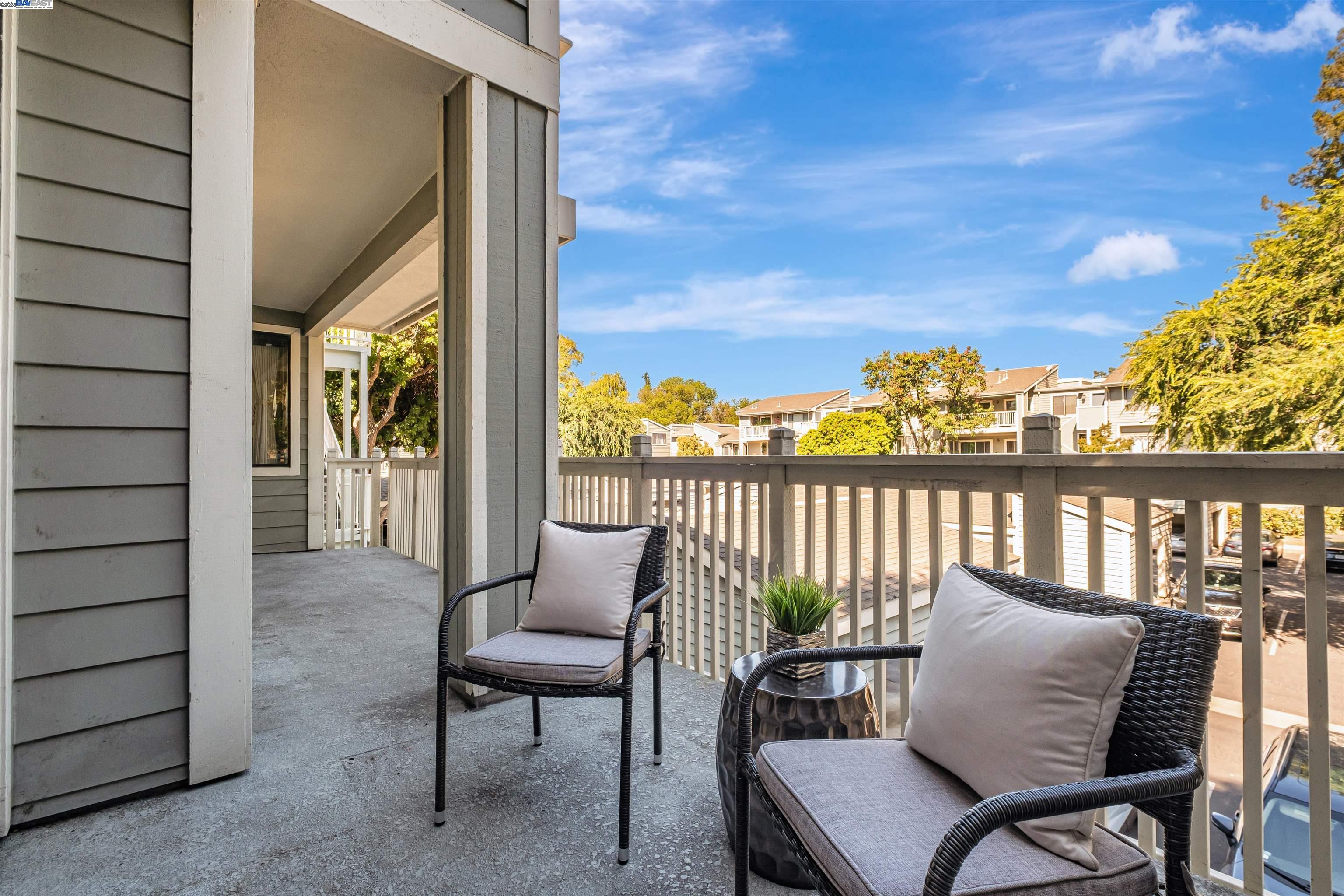 Fremont, California, 94536, United States, 2 Bedrooms Bedrooms, ,2 BathroomsBathrooms,Residential,For Sale,1911508