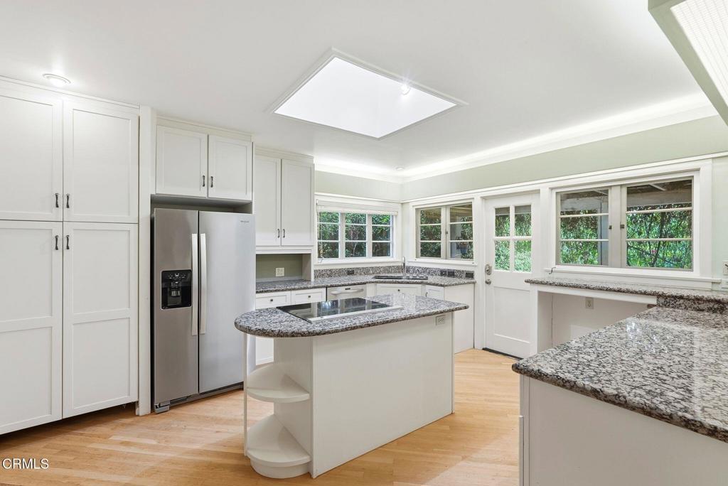 Pasadena, California, 91104, United States, 3 Bedrooms Bedrooms, ,1 BathroomBathrooms,Residential,For Sale,1993428