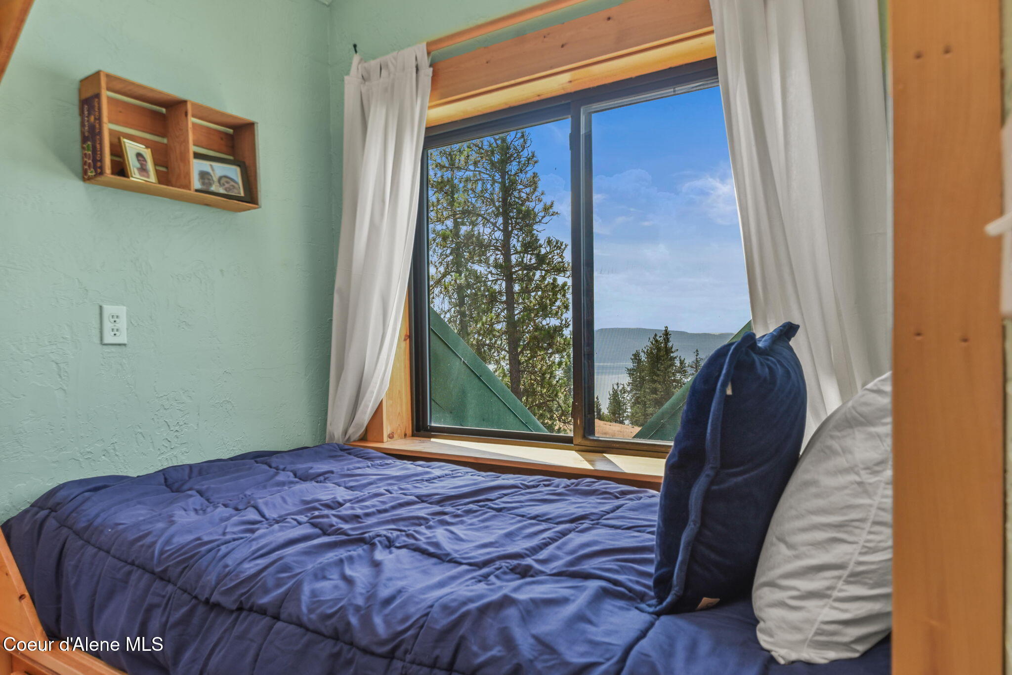 Harrison, Idaho, 83833, United States, 5 Bedrooms Bedrooms, ,4 BathroomsBathrooms,Residential,For Sale,1900572