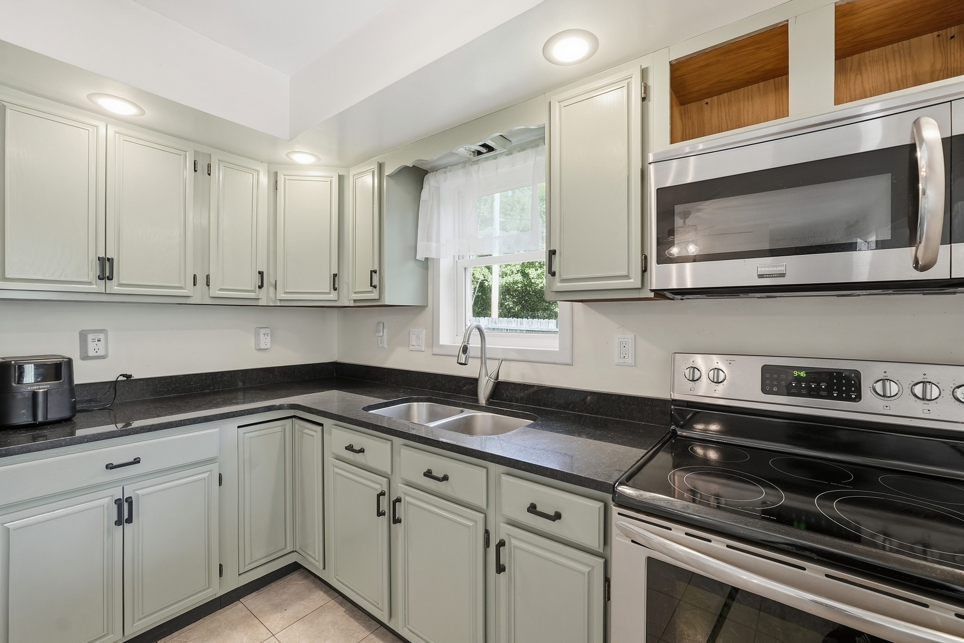 200 Wilbraham Road, Monson, MA 01057 - 物件實景