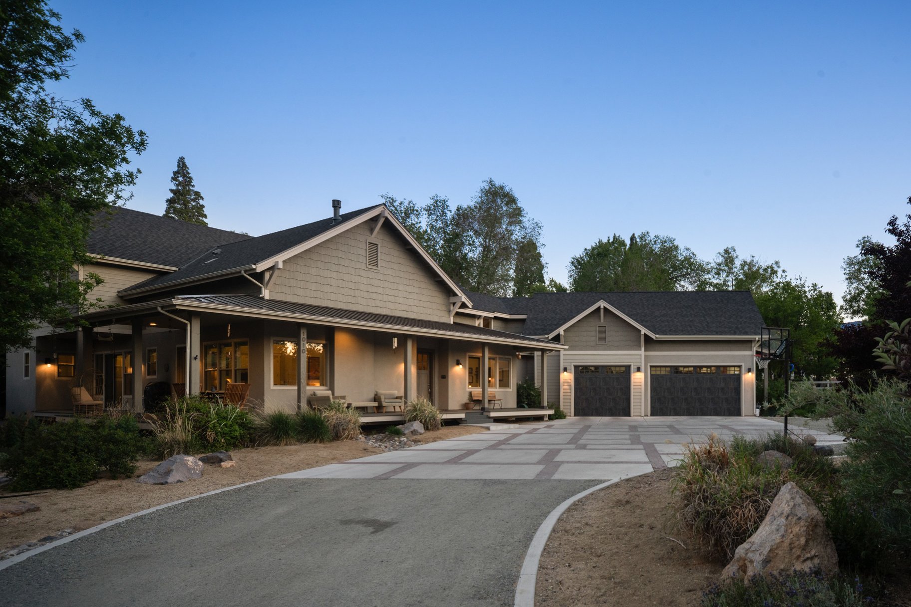  Refined living on one of Reno
